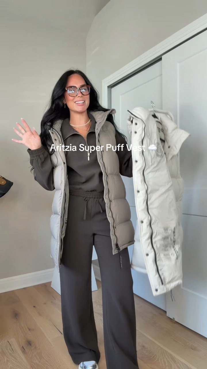 Aritzia Super Puff Vests are officially back 😍☁️ One of my absolute FAVORITE cold-weather staples! They have so many cute colors and styles, but these are definitely my top picks. You seriously can’t go wrong with either color!

I’d be adding one to your Christmas list 🎄 or snagging it now before the popular colors start selling out! I’ll have all my outfit details linked on my LTK 🤎

My sizing: 5’7”, 145 lbs, 32DD
Wearing a size small in everything!



@Aritzia  Aritzia Super Puff Vest, fall outfit, winter outfit, puffer vest, Aritzia fall, cold weather outfit, neutral outfit, layering essentials, fall fashion