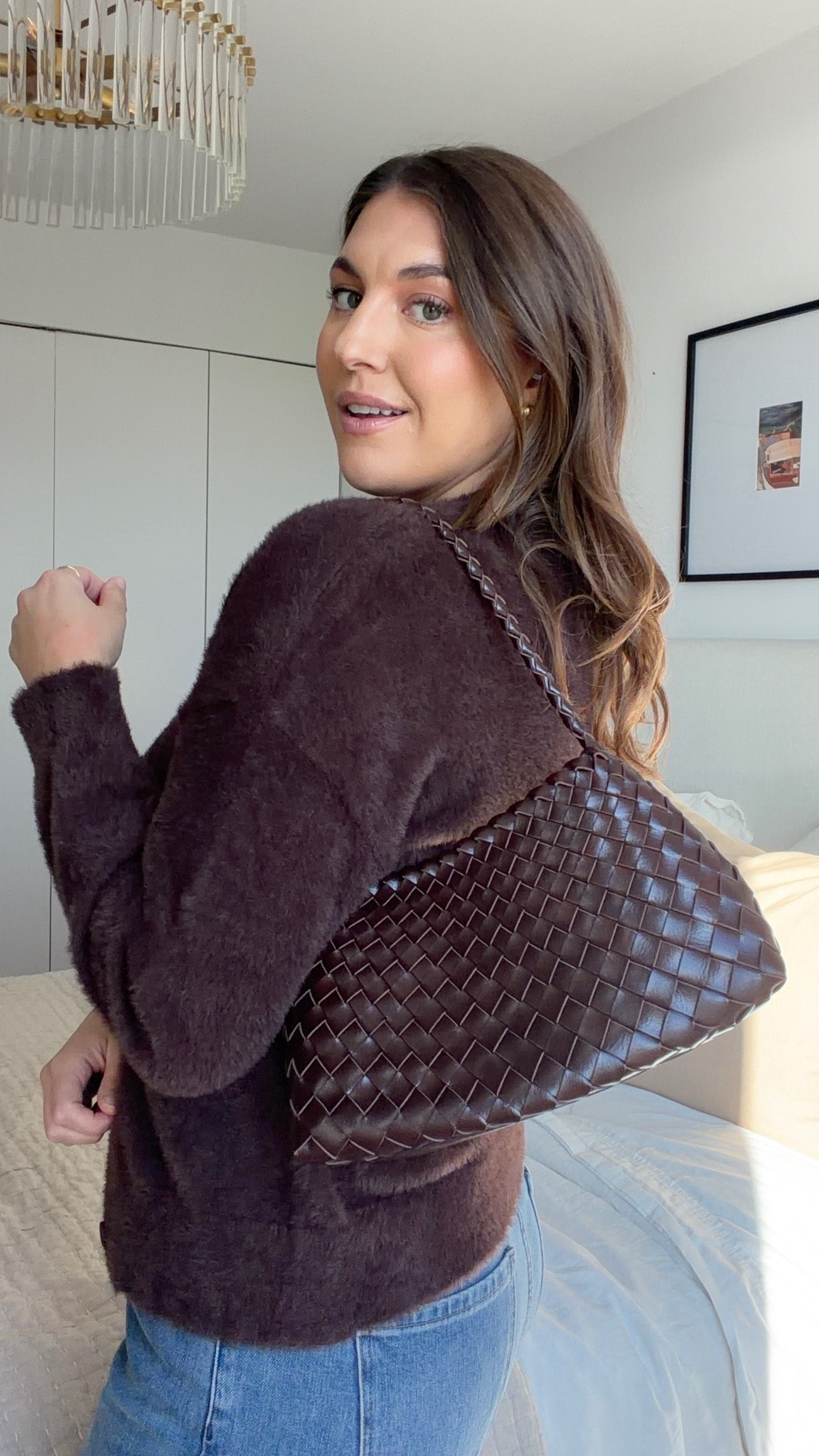 Chocolate brown is having a moment and I’m fully on board 🤎 This cozy sweater + woven bag combo feels so luxe for fall without trying too hard.

chocolate brown outfit, fall outfit inspo, cozy fall style, woven shoulder bag, neutral fall fashion, casual chic outfit, fall sweater outfit

#LTKWorkwear #LTKootd #LTKU