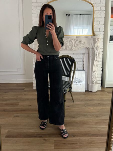 Classic Spring Outfit
Everlane Sailor Jean/27 inch inseam/TTS
Sam Edelman Sandals/Bought regular size but could have gone up half size.
Veronica Beard Top sold out /linking similar 

#LTKover40 #LTKSeasonal #LTKstyletip