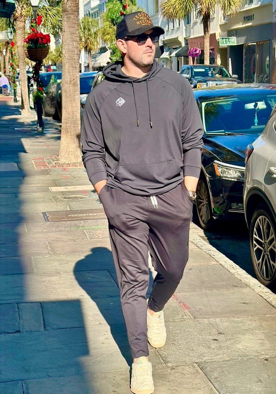 #OOTD. In desperate need of coffee. Threw on my NEW uniform for everyday “dadding”. Everything is linked below. 
#DadsInTheWild
#CoffeeAddict

#LTKMens #LTKActive #LTKGiftGuide