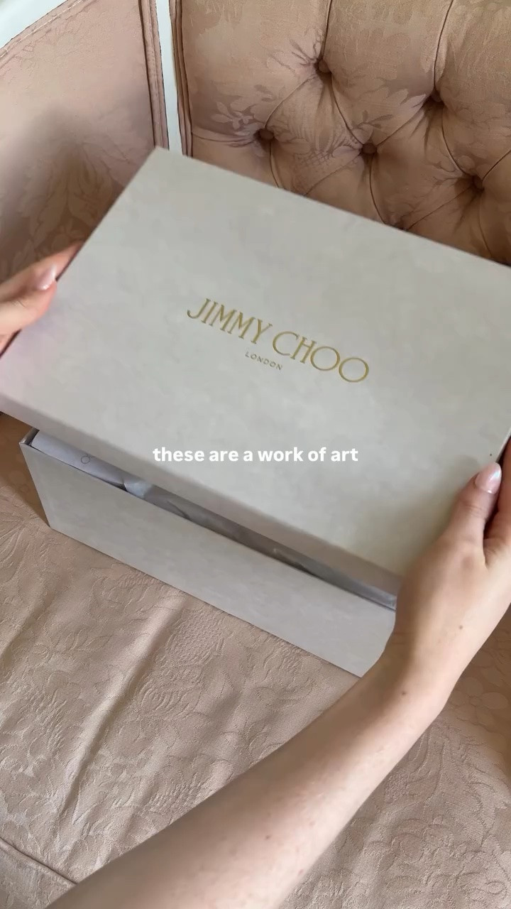 @jimmychoo you have really outdone yourself 🥹🌸 

#justagirl #jimmychoo #girlyaesthetic pink Jimmy Choo lace flower heels, pink kitten heels, feminine style, look how pink so pretty