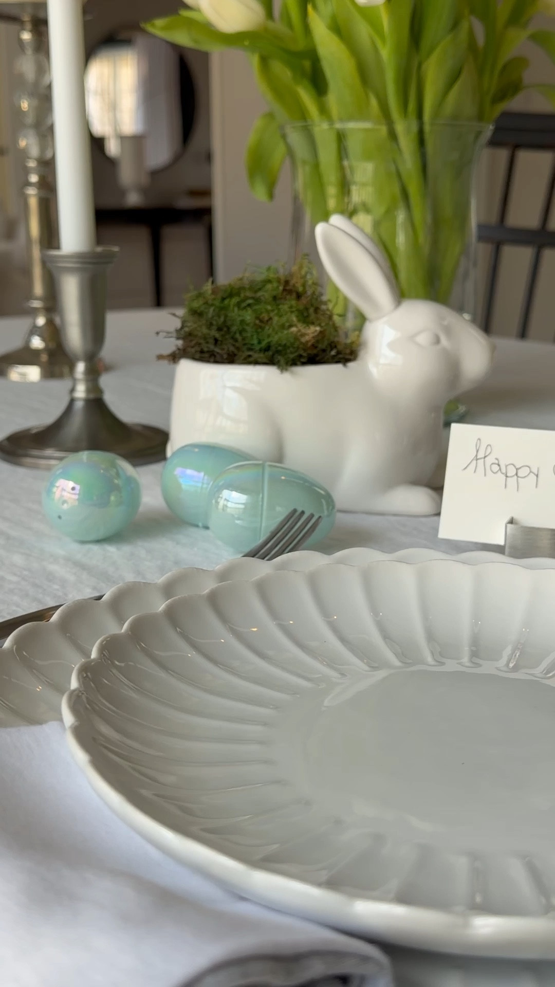 Easter tablescape 🐰🐇🤍🩵✨

#easter #tablescape #decor #interior 

#LTKHome #LTKOver40 #LTKSeasonal
