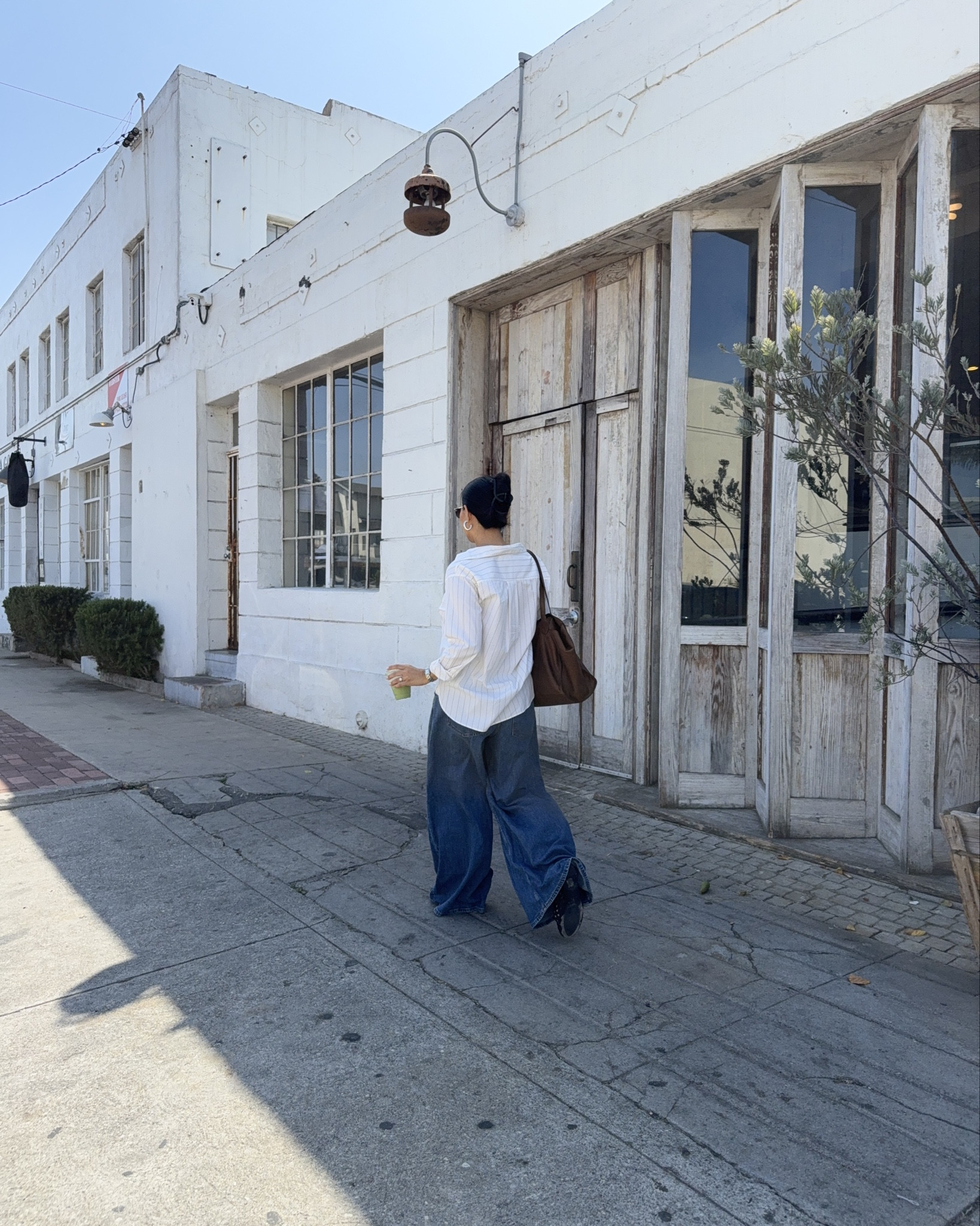 Abercrombie jeans are all on sale and code DENIMAF is stackable for additional 15% off 🌸 I'm wearing the wide leg style in short and its perfect for not having to hem! 

#LTKFindsUnder100 #LTKStyleTip #LTKPetite