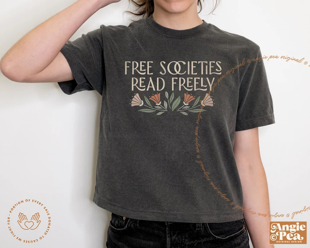 Banned Books Shirt, Read Banned Books, Read Freely, Librarian Shirt, Boxy Crop Top, Comfort Color... | Etsy (US)