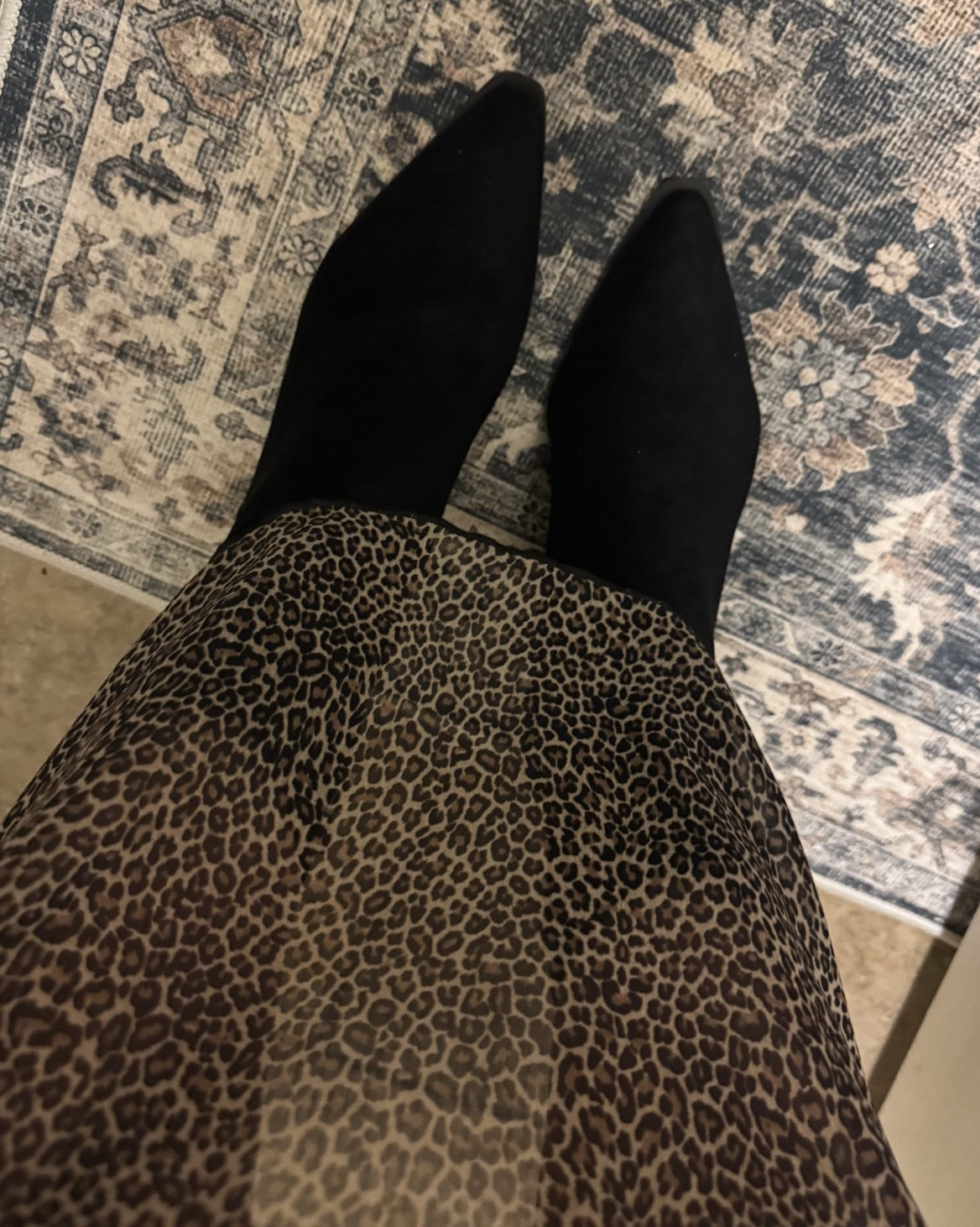These kitten heel suede zip-ups are actually insane. Square toe = certified serve. Low heel, high aura. 🤎😮‍💨

 #LTKWorkwear #LTKootd

#LTKU