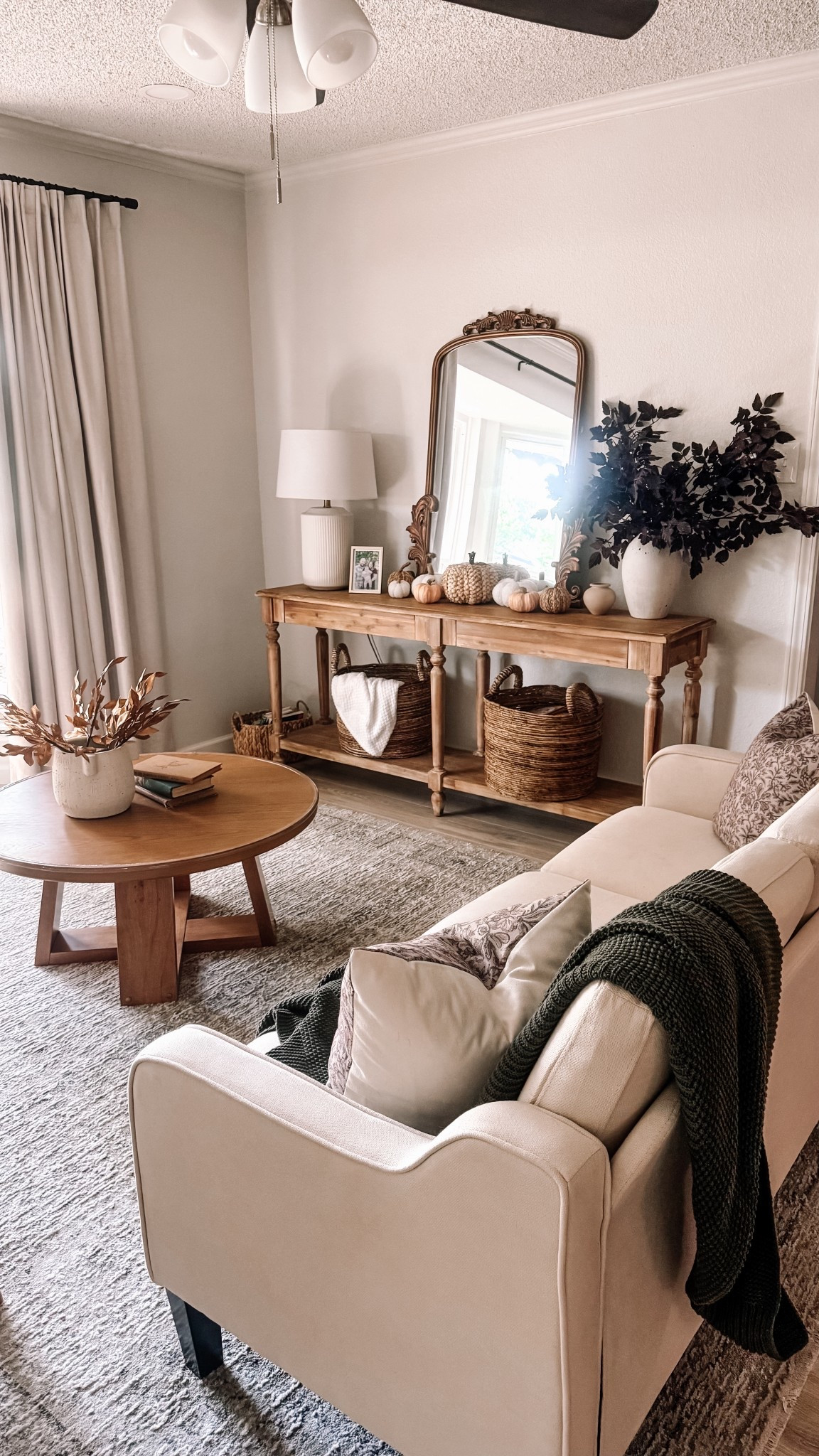 Fall home finds 

#falldecor #entryway #walmart #amazon 

#LTKSeasonal