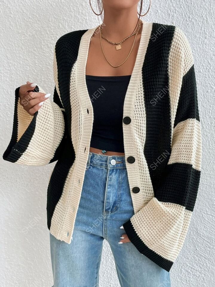 SHEIN Essnce Two Tone Trumpet Sleeve Single Breasted Cardigan | SHEIN