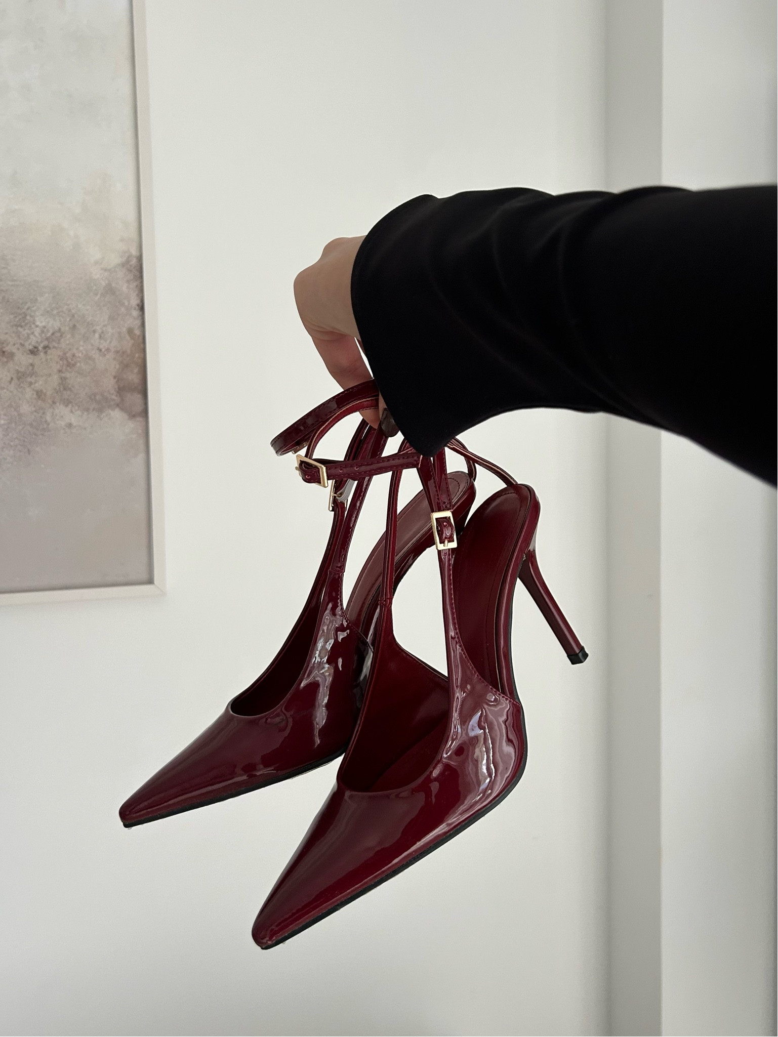 Burgundy heels 🫶🏼 use my discount code reybanah_12 !

#LTKeurope #LTKfrance