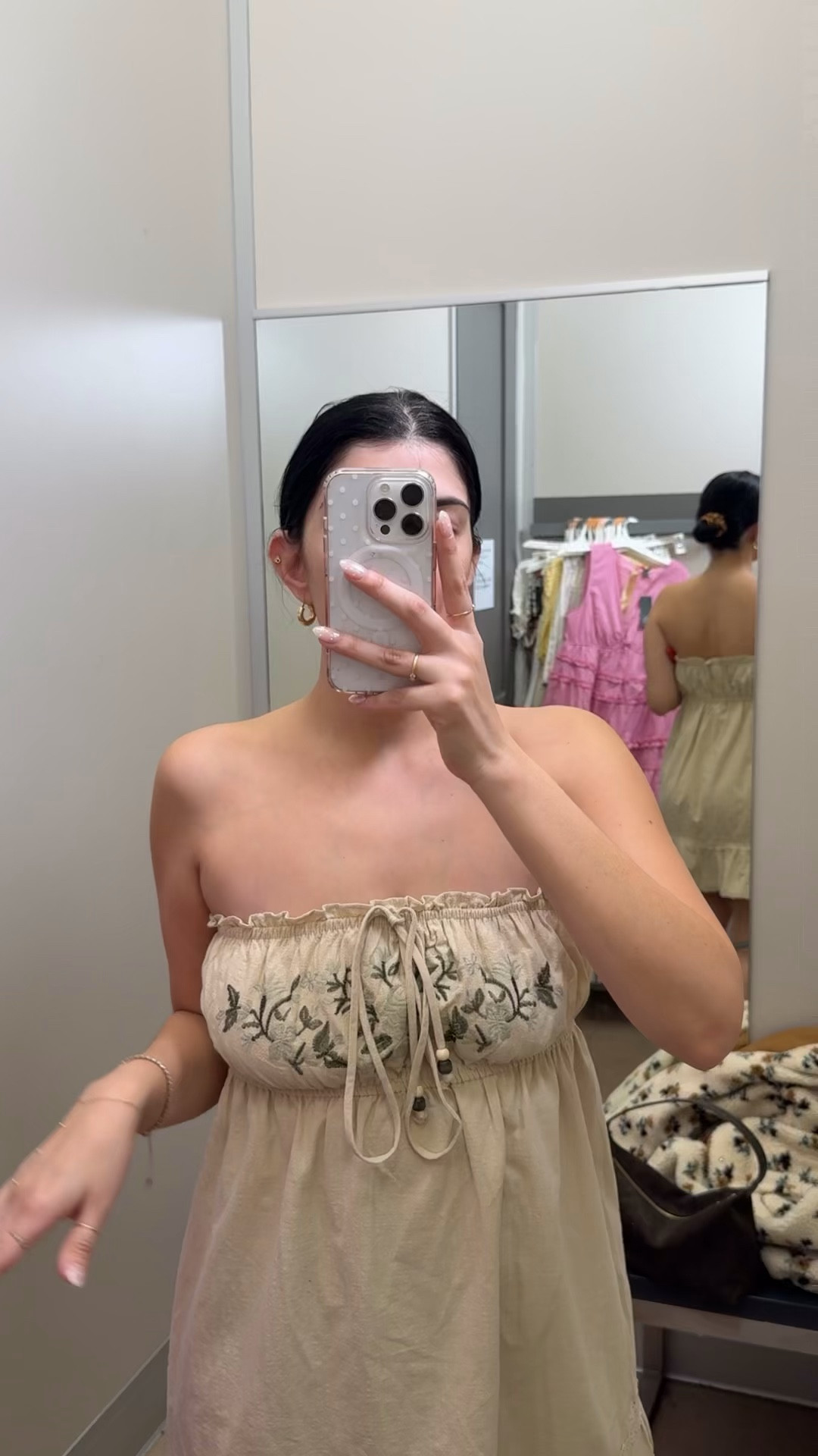 Cutest strapless dress! Comes also in the color brown. It’s currently on sale.🫶🏽



#LTKSaleAlert #LTKootd #LTKMidsize