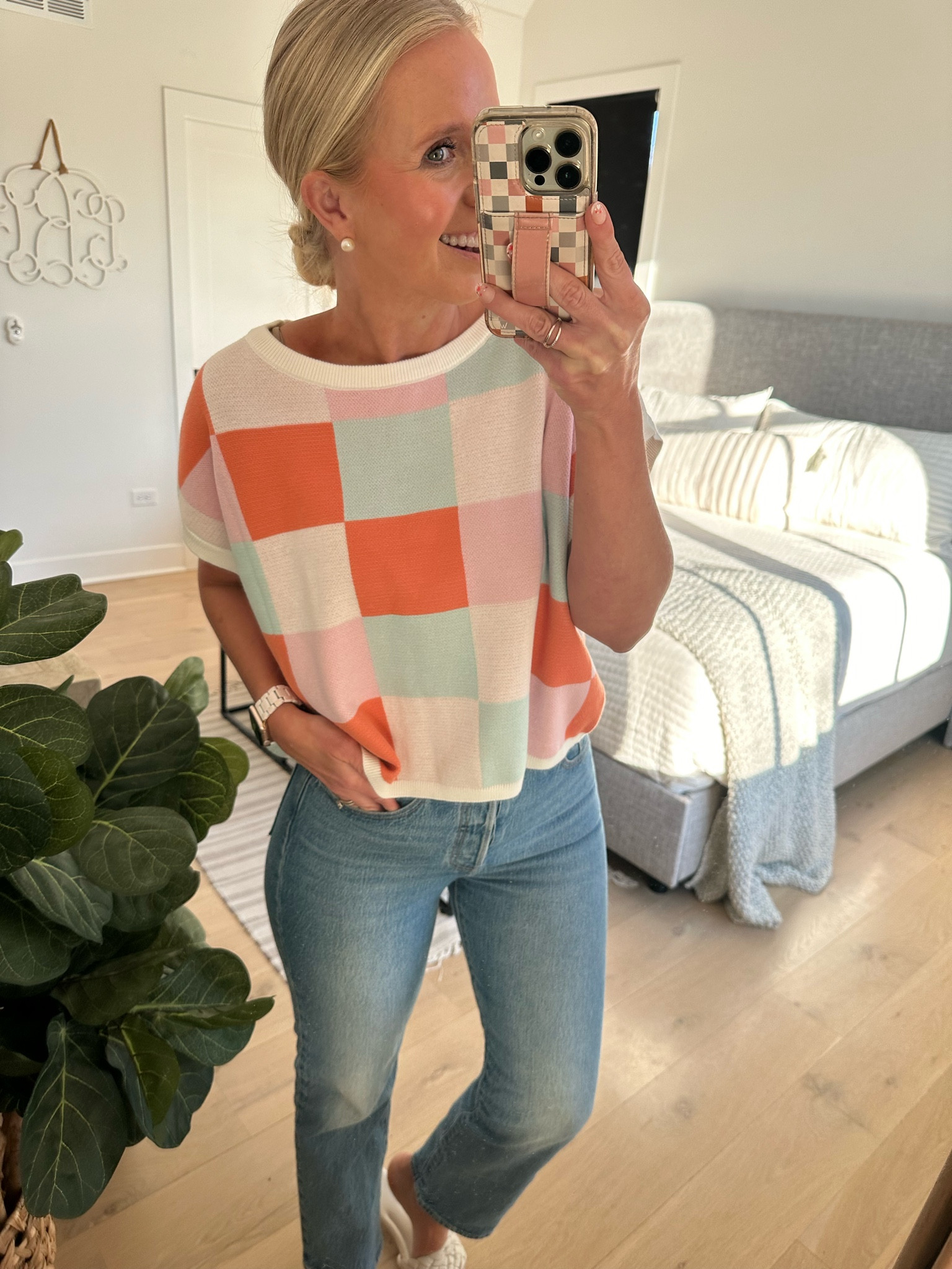 Cute spring Amazon outfit! Sized up to a large in the checkered top. Size 27 in Levi’s. 


Denim jeans Easter straight leg 

#LTKfindsunder100 #LTKfindsunder50 #LTKsalealert