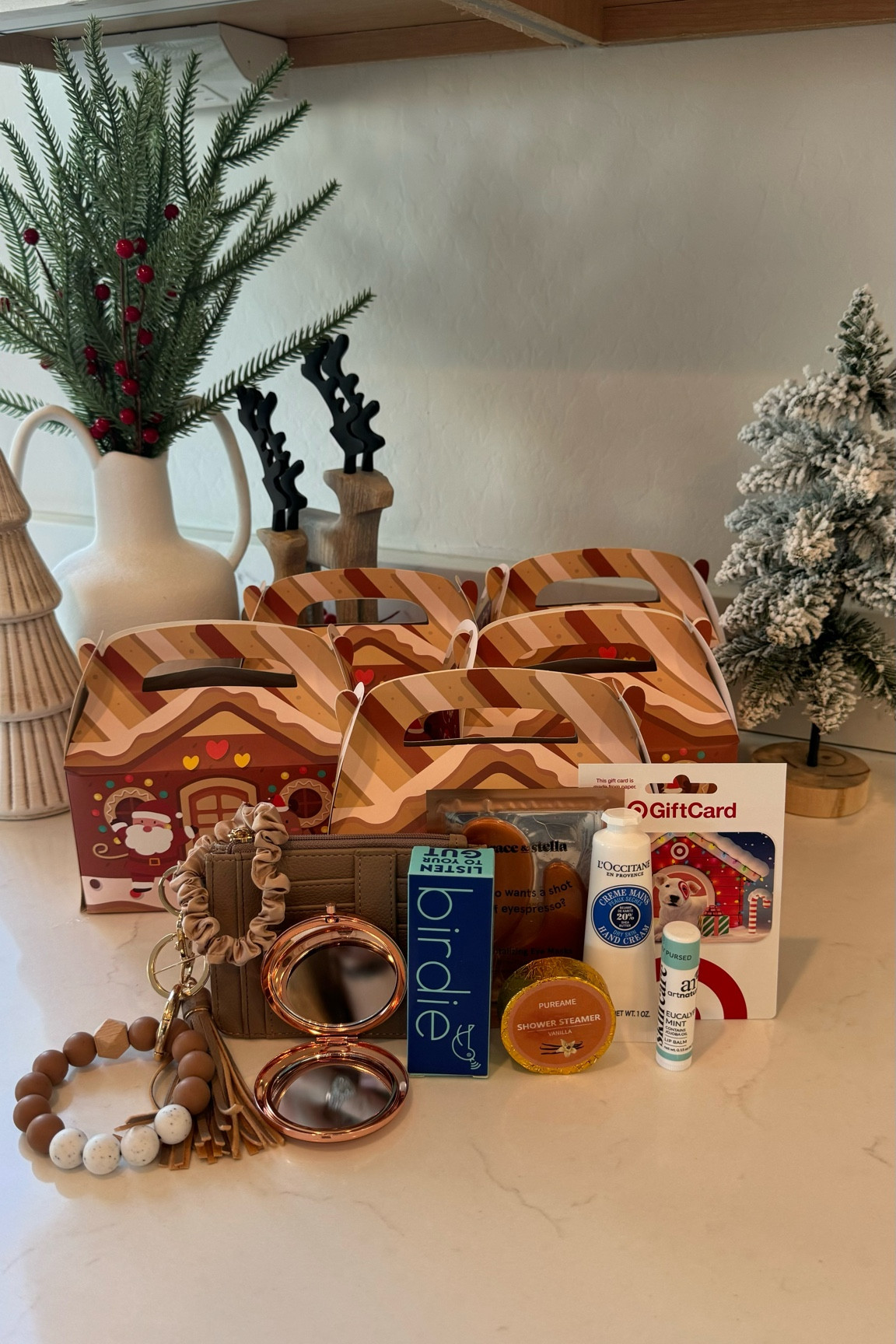 Gingerbread house gift box!! Cute affordable gift box for the holidays! Could be for teachers, friends, gift exchanges, etc. Everything is from Amazon!

#LTKGiftGuide #LTKSeasonal #LTKHoliday