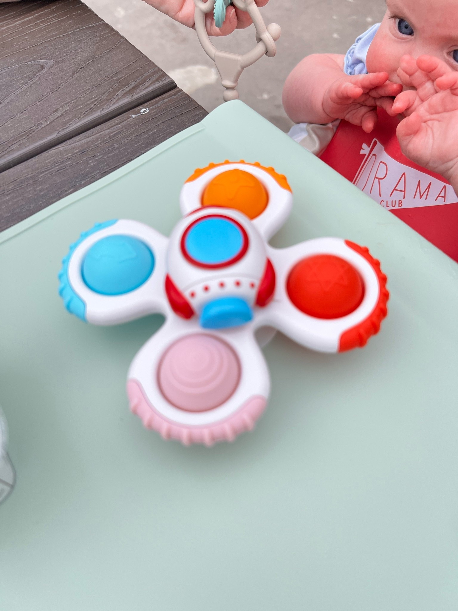 Suction toy and placemat with bumper!