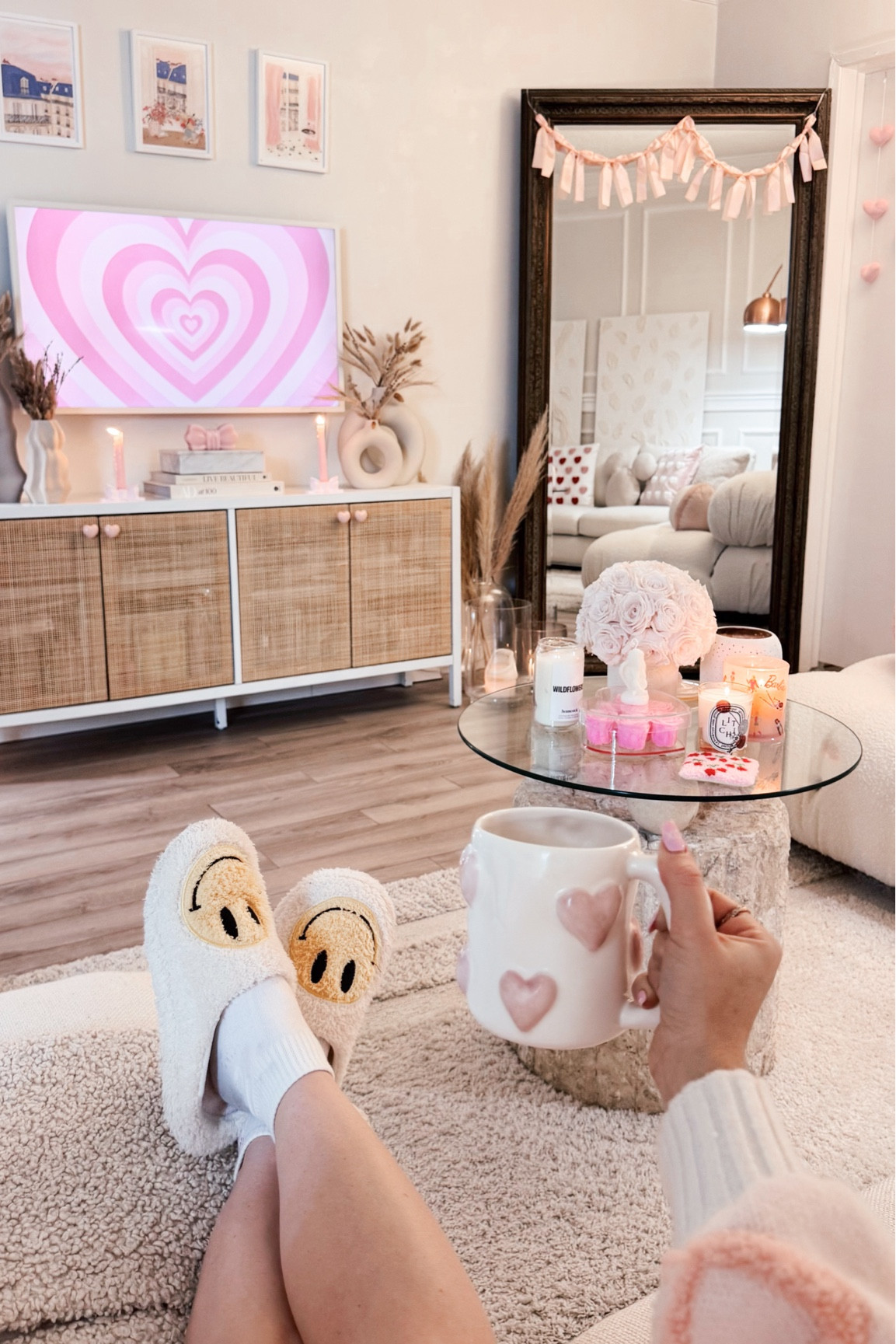 lovecore / vday inspired home decor makeover 💘🎀💕🌸

#LTKHome #LTKSeasonal
