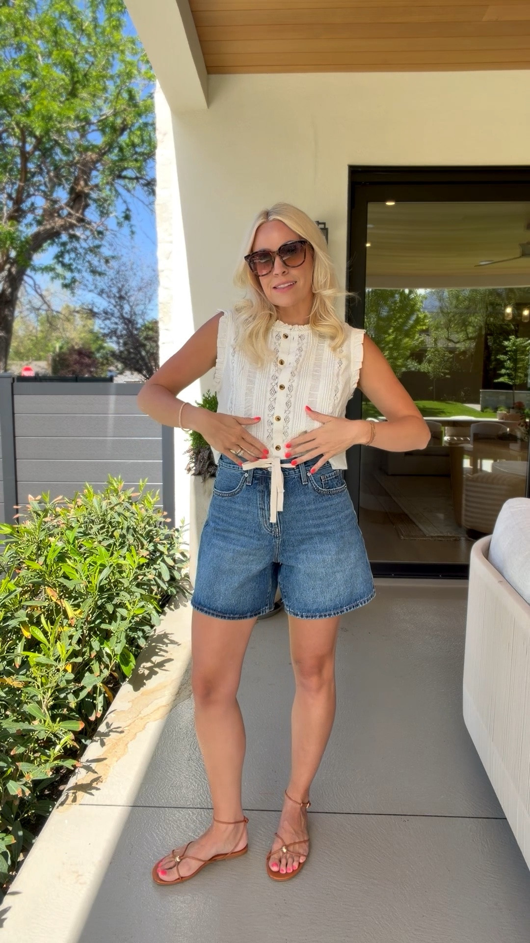 This entire outfit looks like Madewell!

#LTKootd #LTKgrwm #LTKmomlife