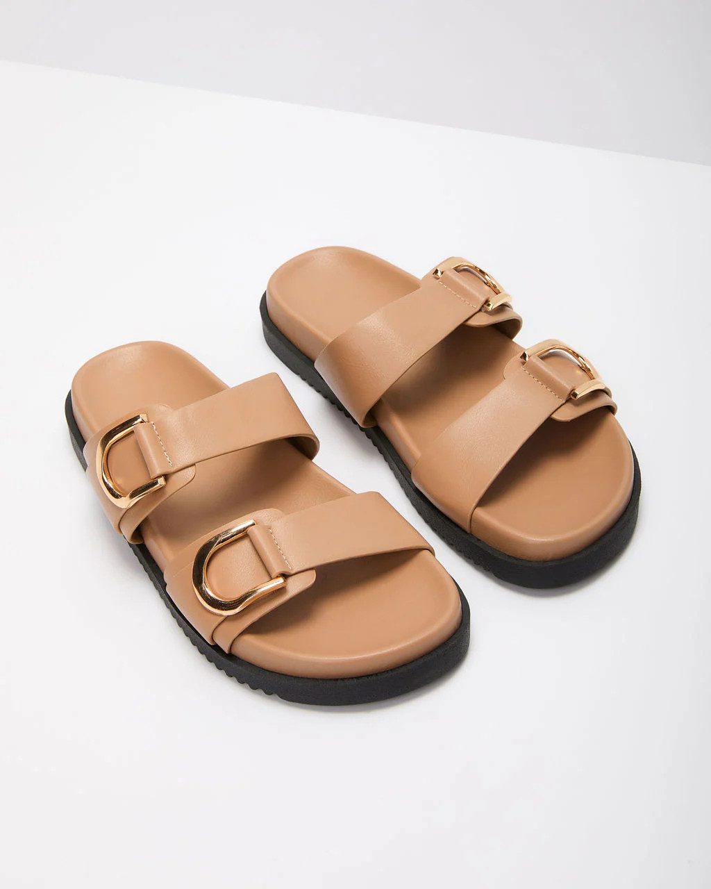 Lucinda Hardware Accent Sandal | VICI