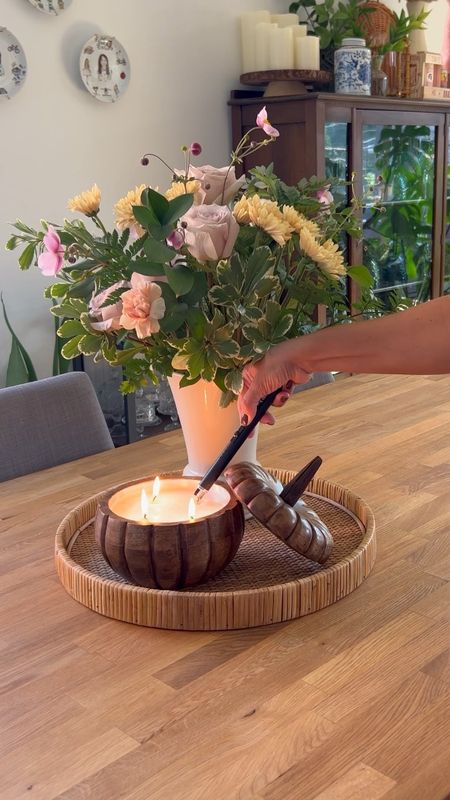 Flowers and candle to kick off Fall 
#hostingtable


#LTKhome #LTKFind #LTKSeasonal