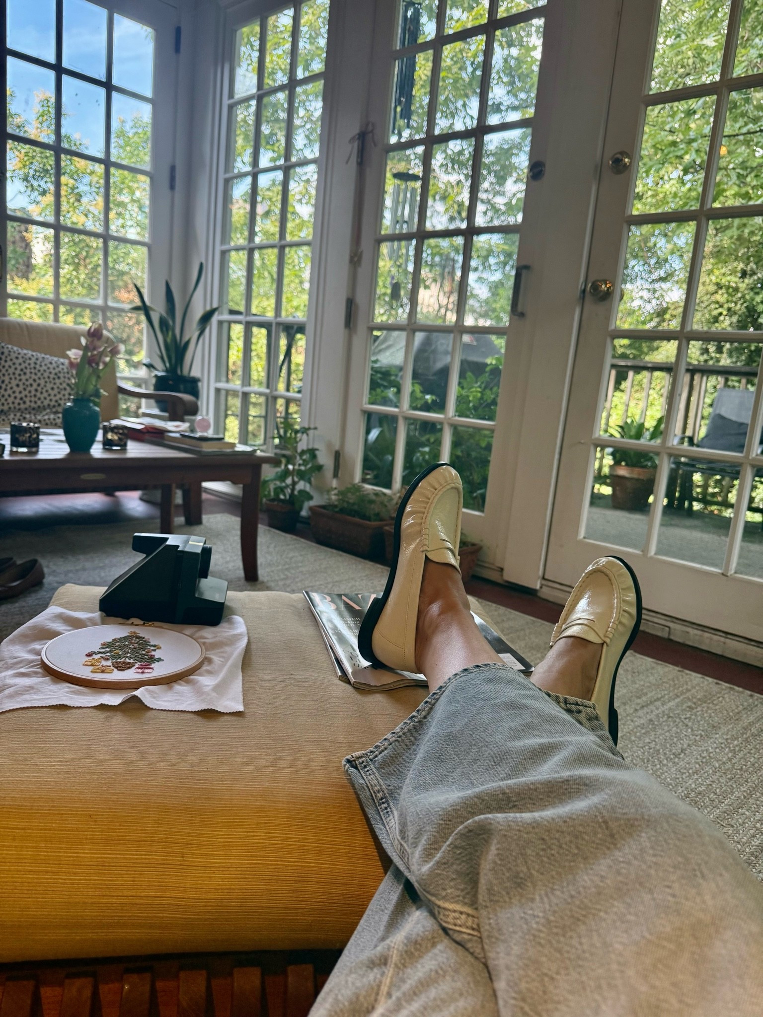 jeans + loafers for the win!

#LTKgrwm #LTKootd #LTKdayinmylife