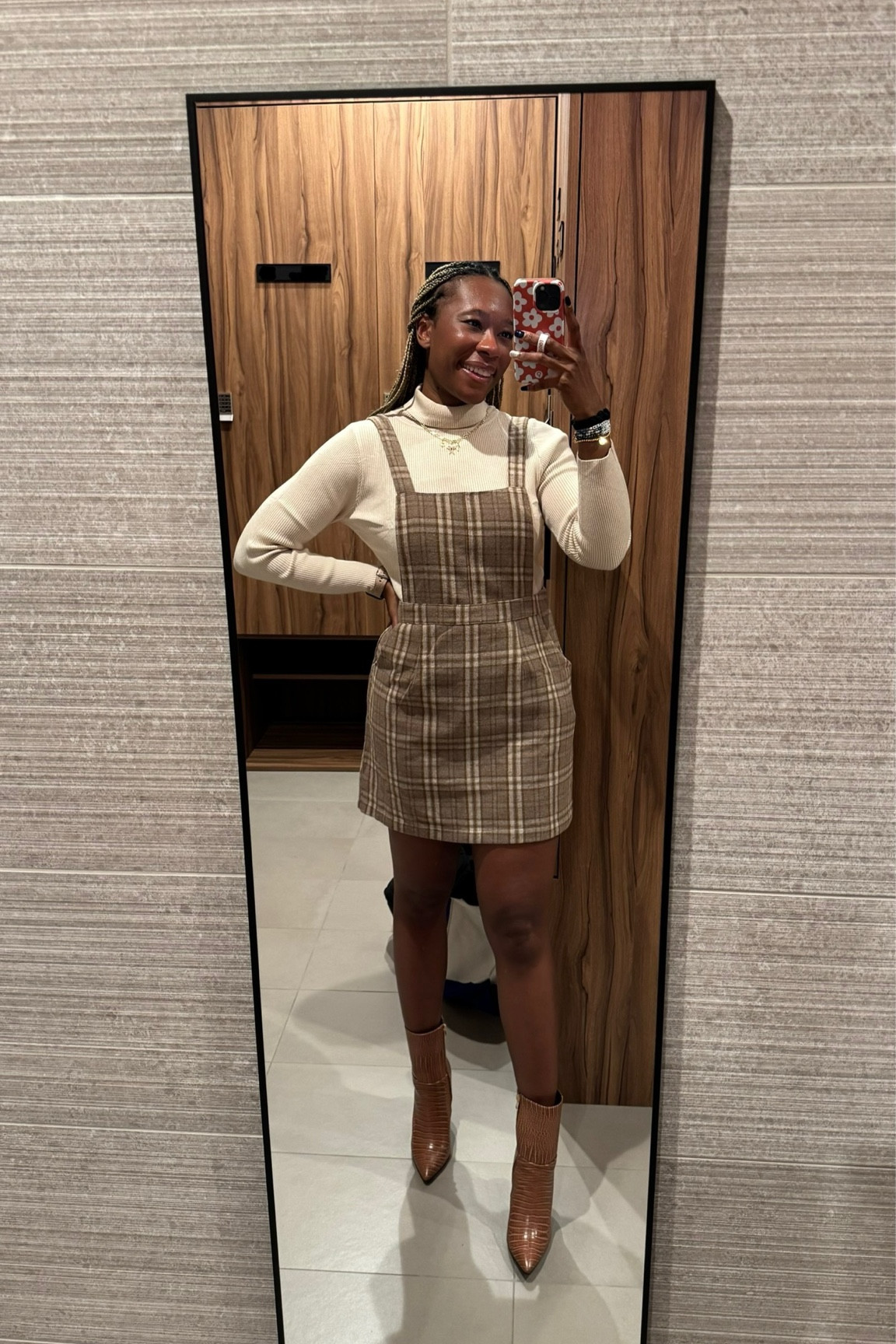 Game day outfit inspiration! Plaid dress x Brown booties !

#LTKShoeCrush #LTKWorkwear #LTKStyleTip