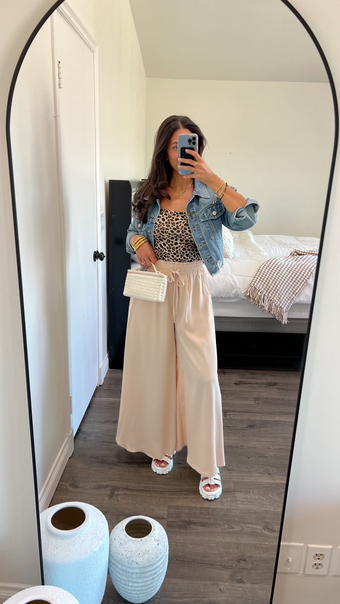 Outfit I’m loving from Amazon! Pants size small, tank small, denim jacket small 

#LTKStyleTip #LTKFindsUnder50 #LTKSeasonal