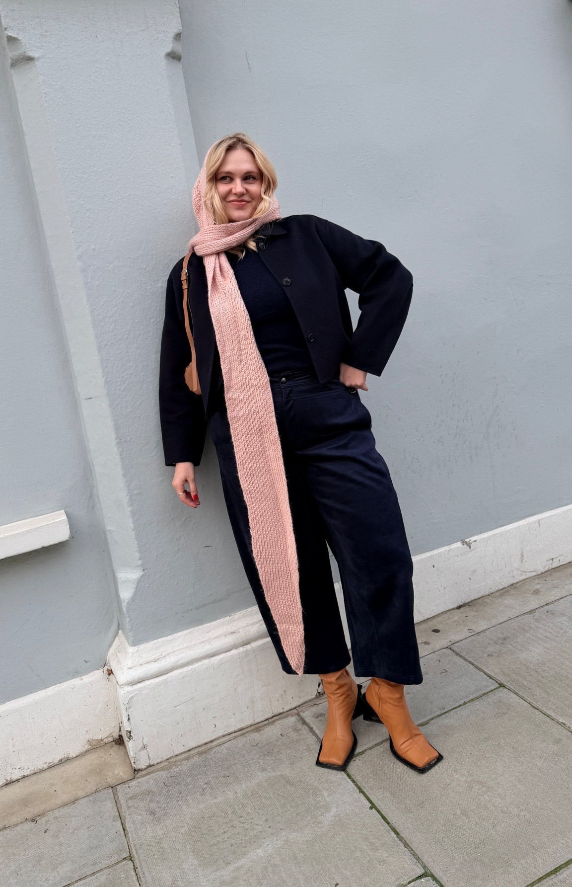 All navy to keep you looking chic! 

#LTKFashionMonth #LTKstyletip #LTKmidsize