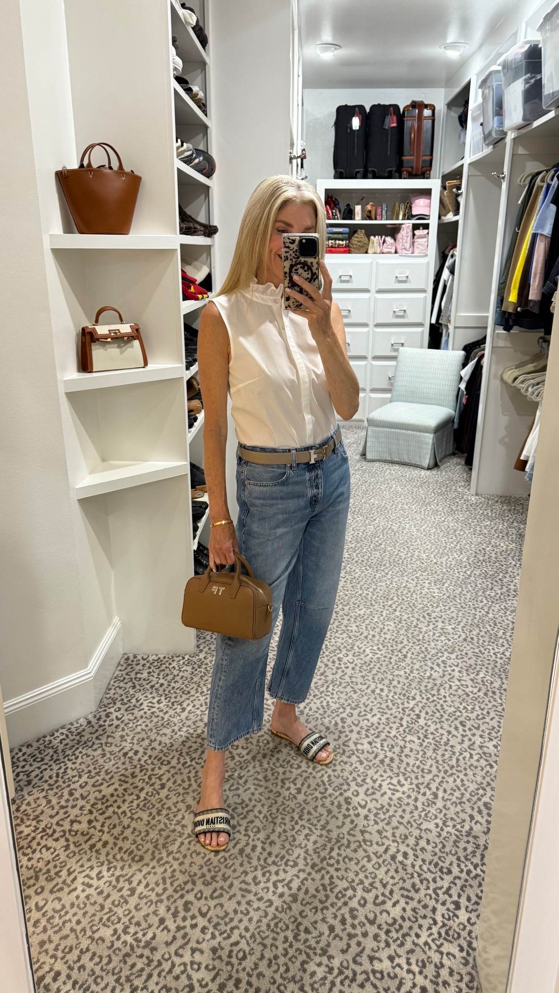 This blouse is on major sale! Size XS. Jeans fit TTS

#LTKSaleAlert #LTKStyleTip #LTKFindsUnder100