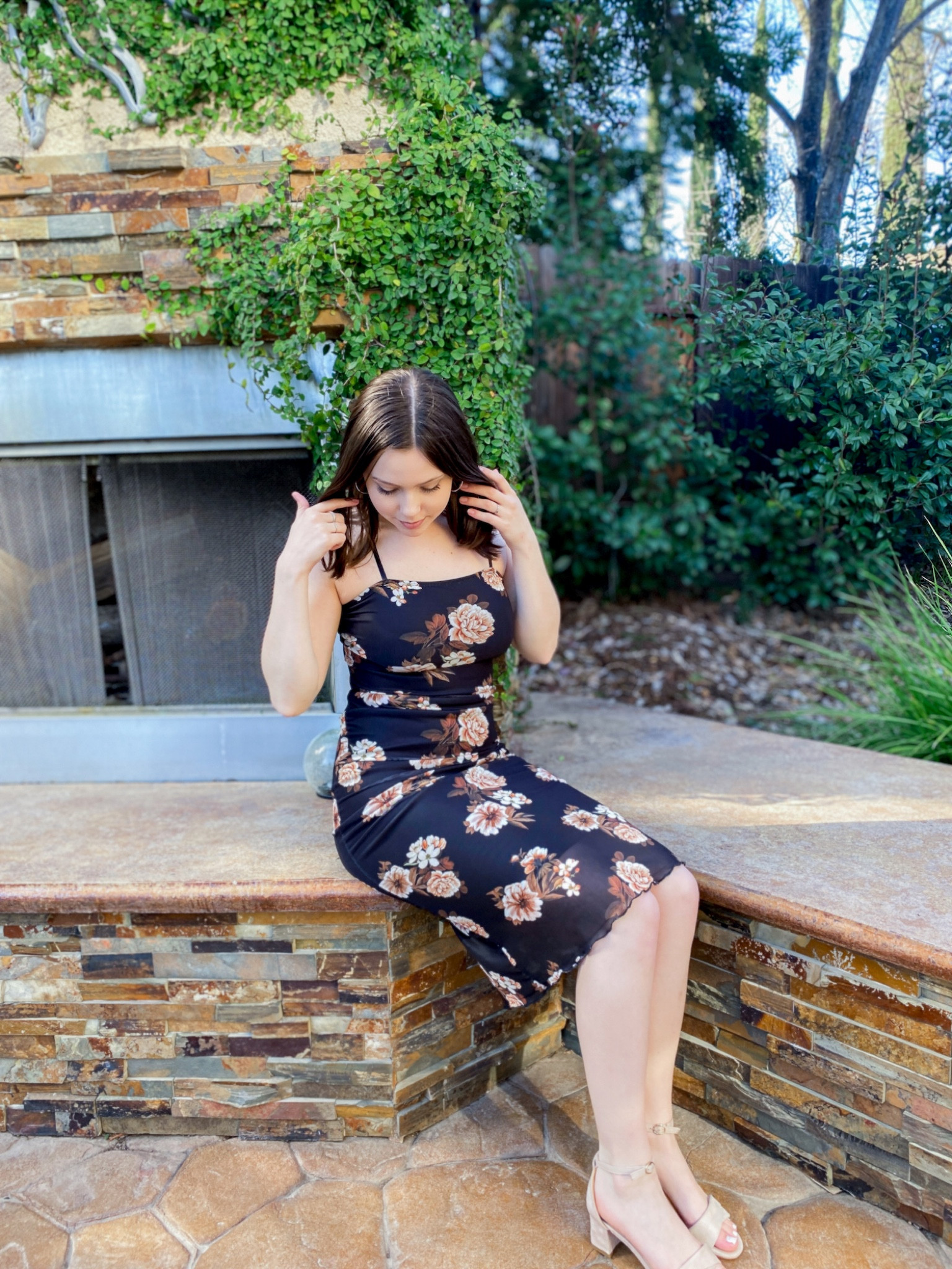 Pretty amazon dress!



Amazon fashion finds, amazon best sellers, amazon dresses, amazon floral dresses, floral dresses, amazon cocktail dresses, black cocktail dresses