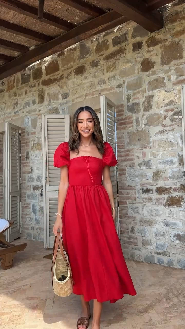 Italy outfit 🇮🇹🍝 wearing size xs midi dress 



Europe outfit 
Tuscany outfit 
Summer outfit 
Summer dress 

#LTKstyletip #LTKeurope