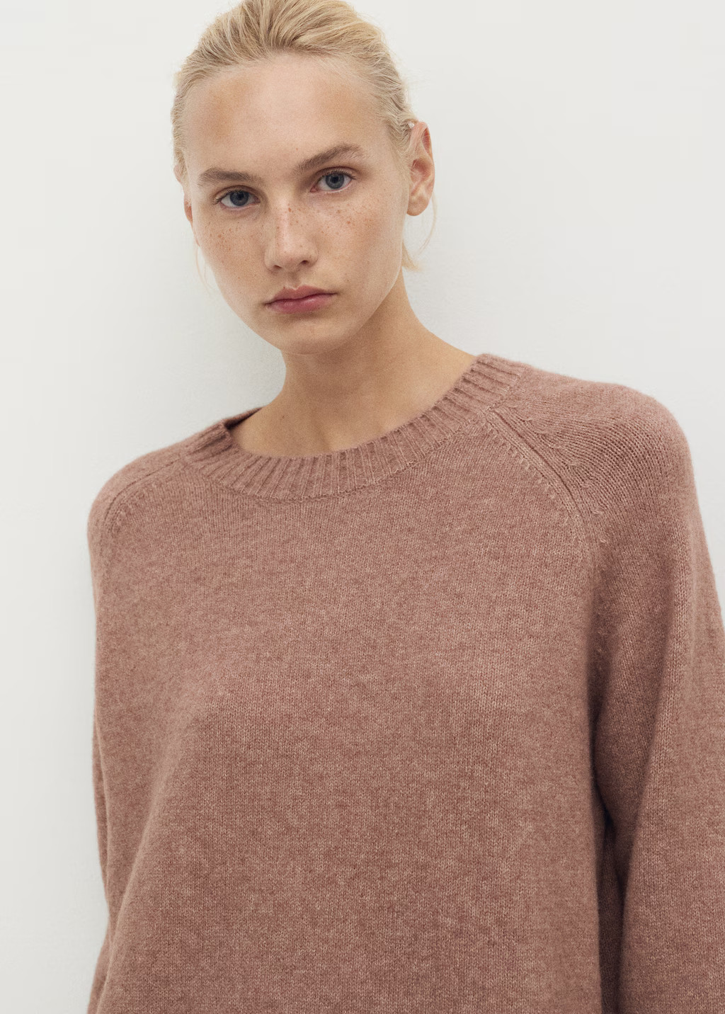 Round-neck knitted sweater | MANGO (UK)