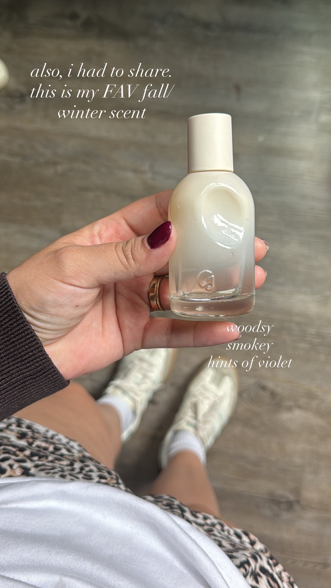 if I could put fall/winter in a bottle, it would be in this one🤍