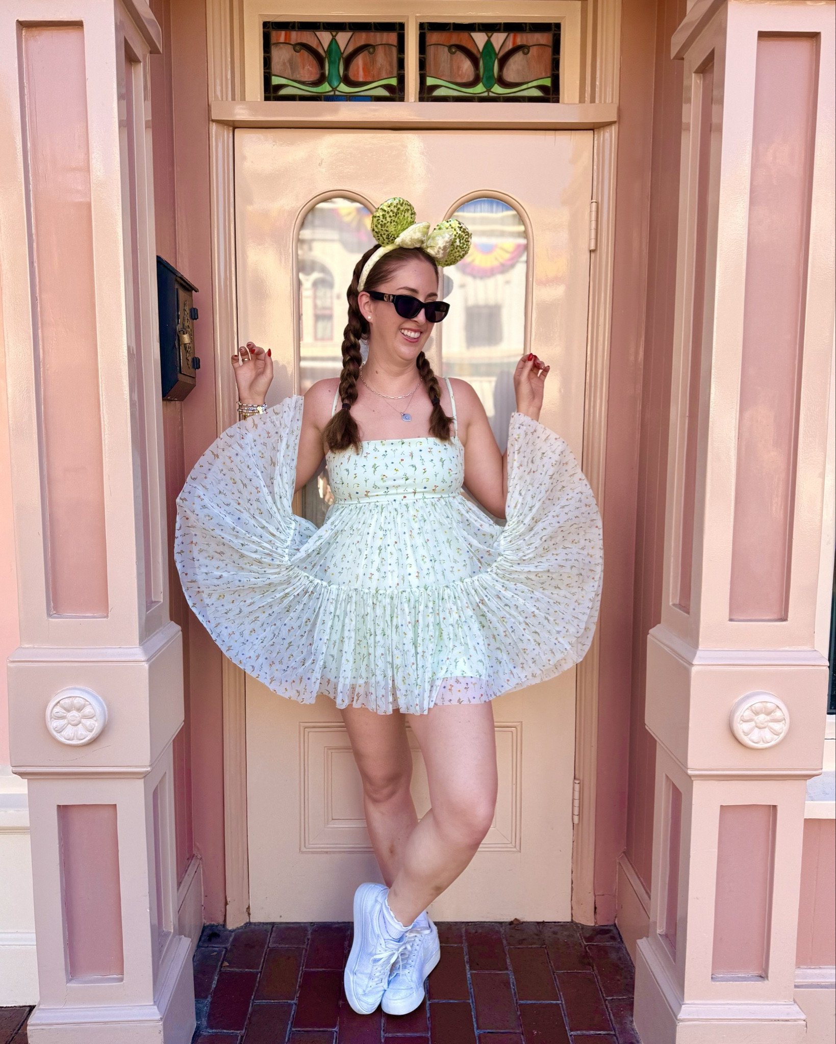 It’s always a great idea to go twirl in Disneyland with POPFLEX active ♥️🥹

#LTKActive #LTKStyleTip #LTKSeasonal