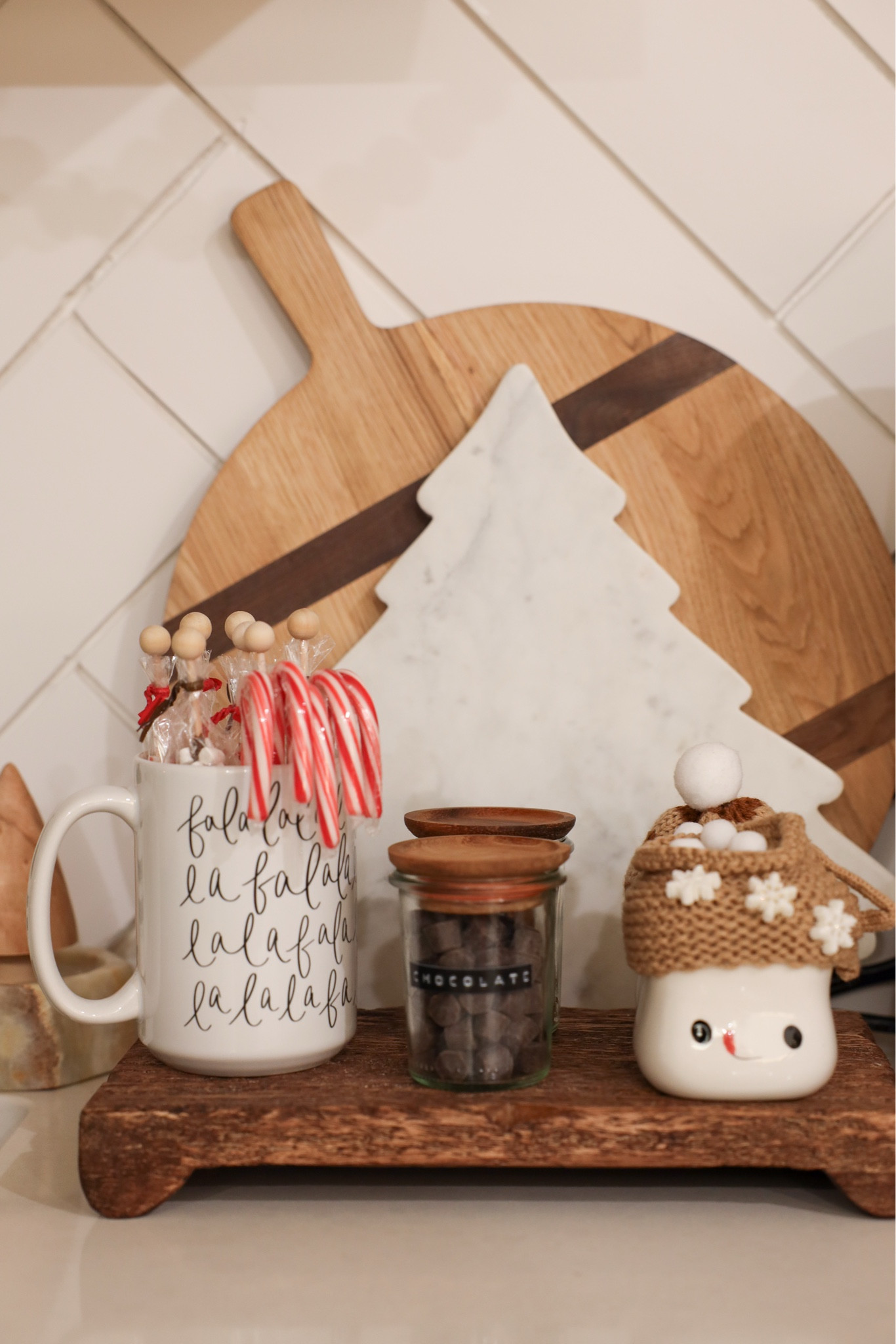 My festive and cozy Christmas coffee bar 

#LTKHome #LTKHoliday