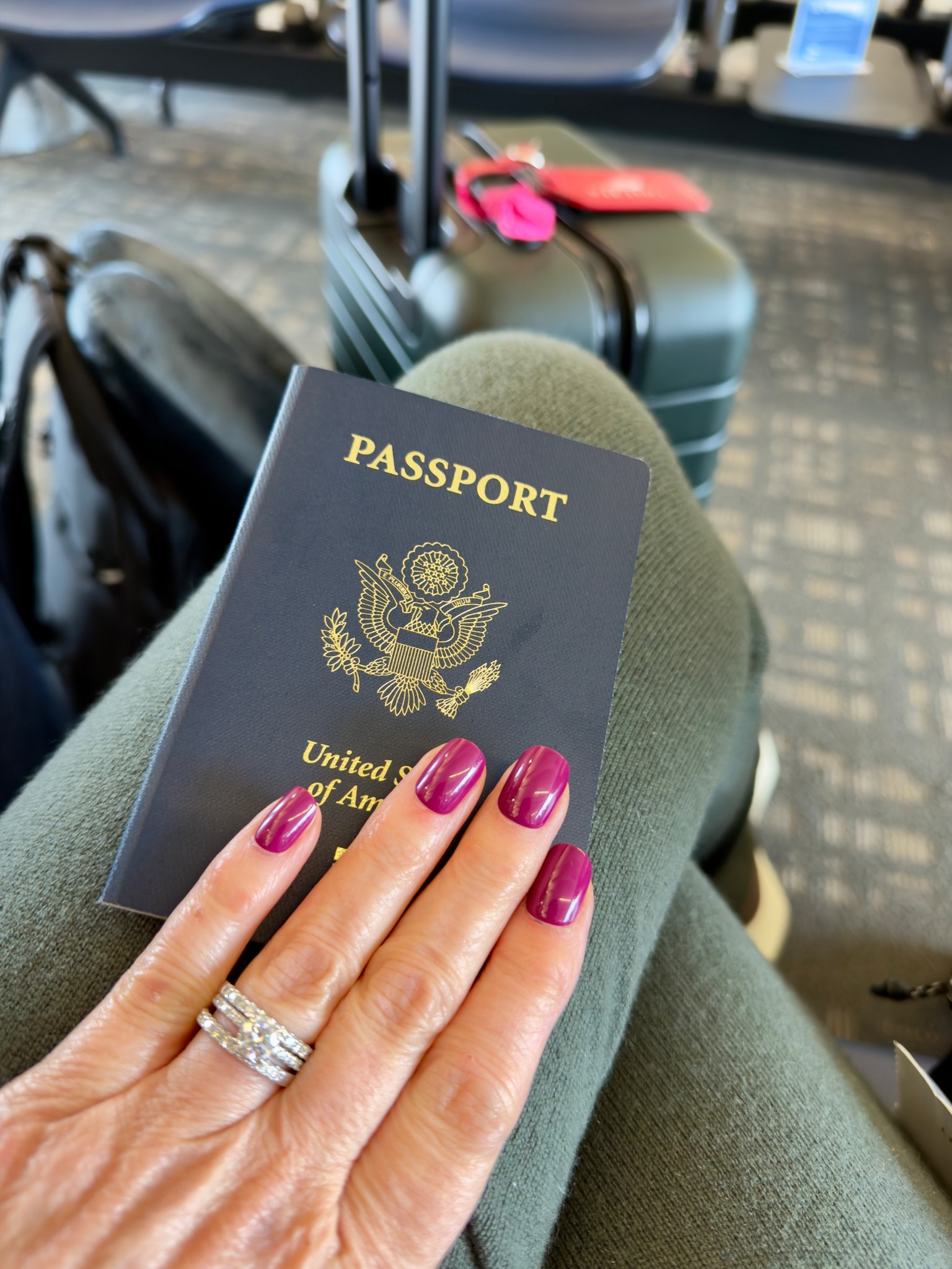 Faux travel jewelry and press on nails!



#LTKTravel #LTKStyleTip #LTKOver40