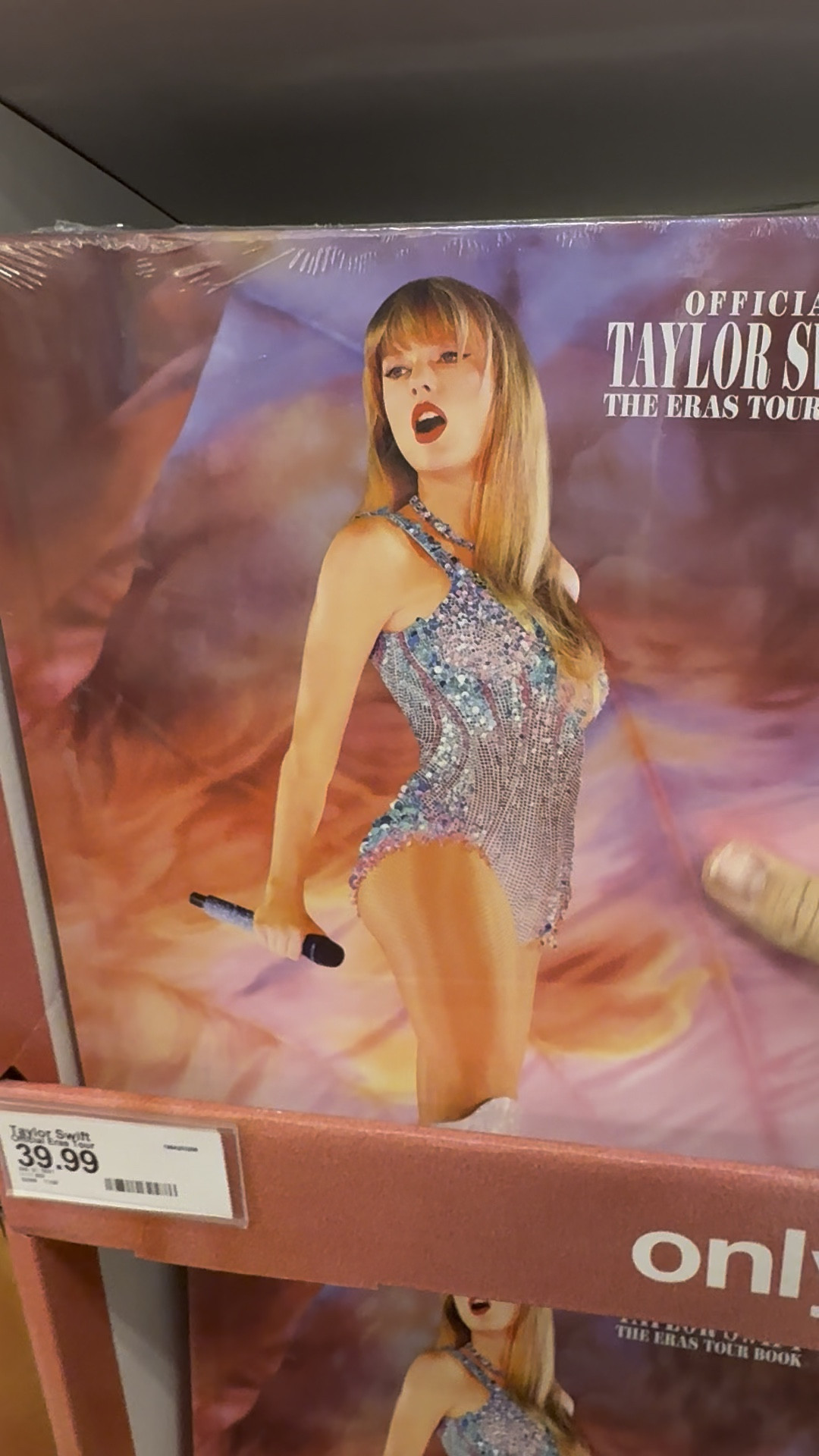 Taylor Swift’s Eras Tour Book is Out for all of the Swifties!!!!!

#LTKFamily #LTKKids #LTKGiftGuide