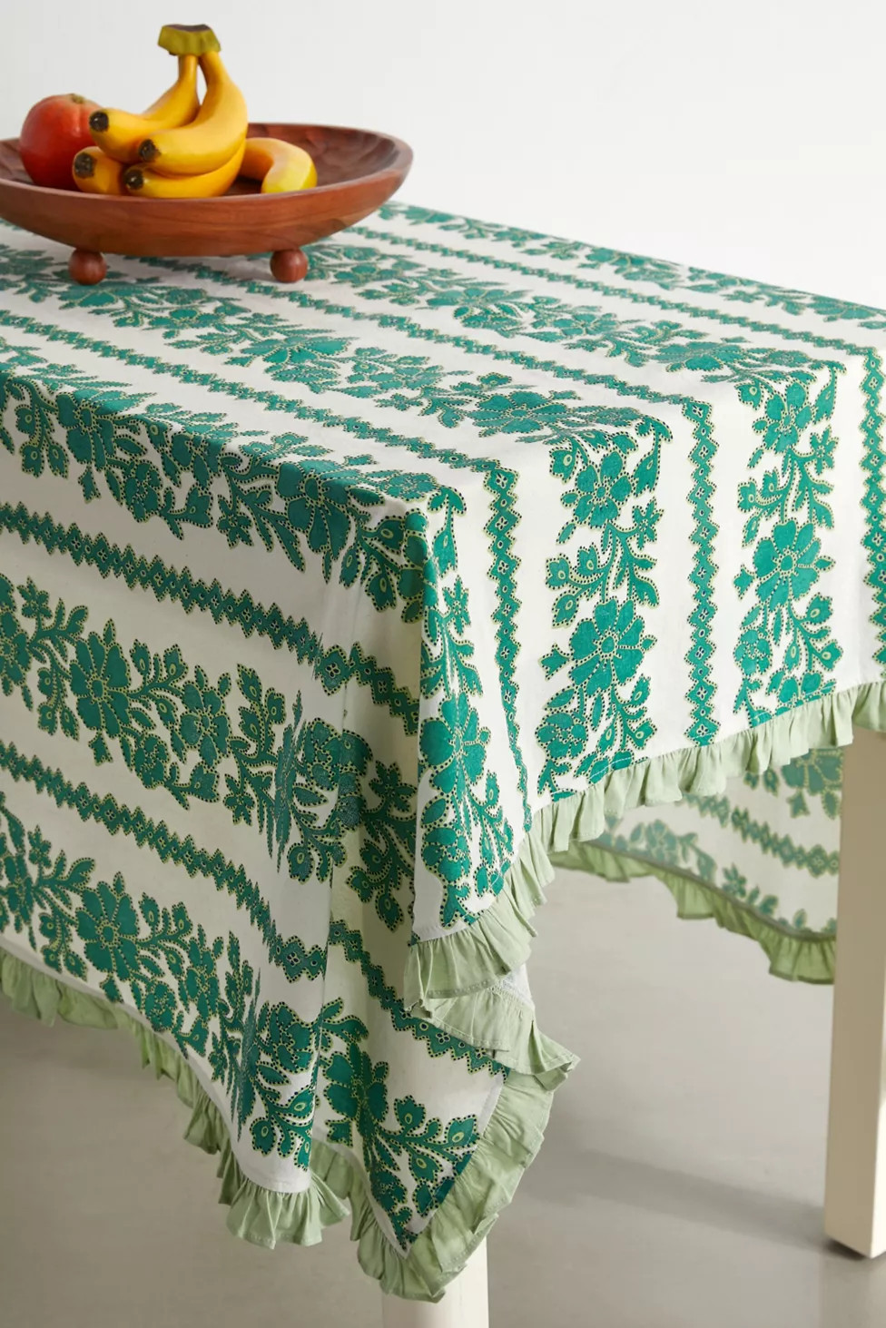 Emily Floral Tablecloth | Urban Outfitters (US and RoW)