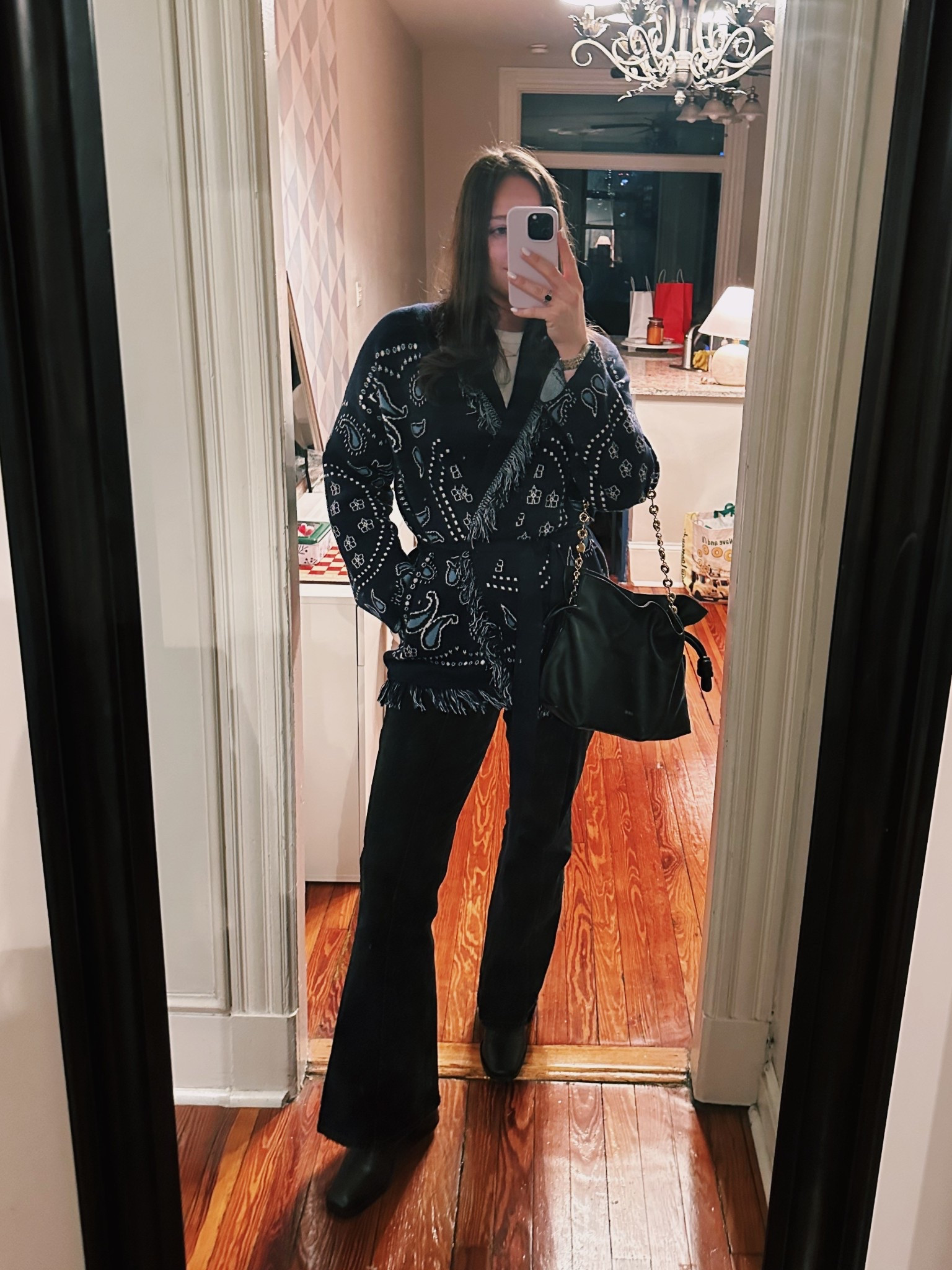 Dinner outfit. GAP wrap bandana cardigan. Abercrombie flare jeans. Sam edelman boots. Old navy tshirt. Loewe Flamenco bag. 

#LTKHoliday #LTKgrwm #LTKootd