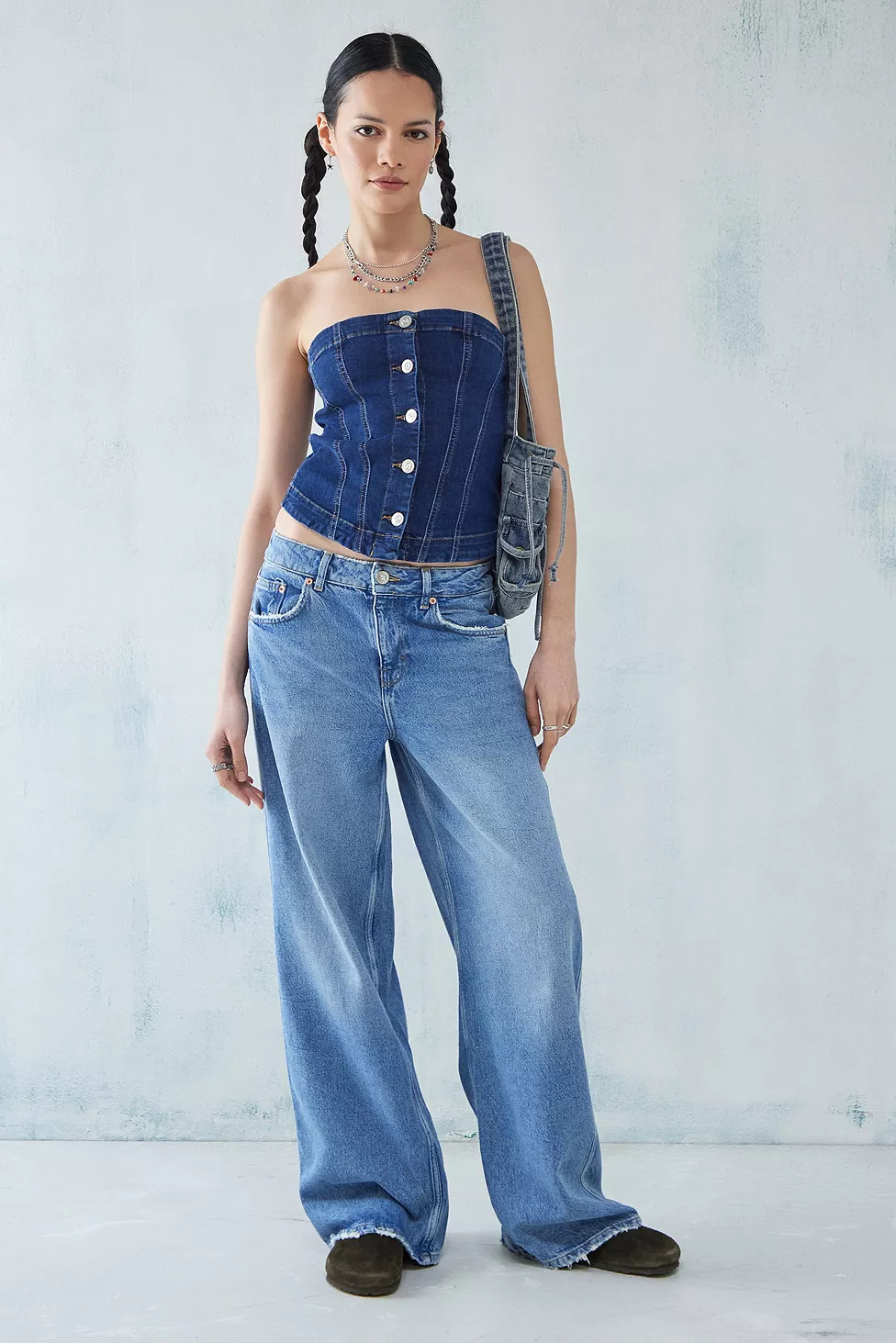 BDG – Weite Jeans mit heller Waschung | Urban Outfitters (EU)