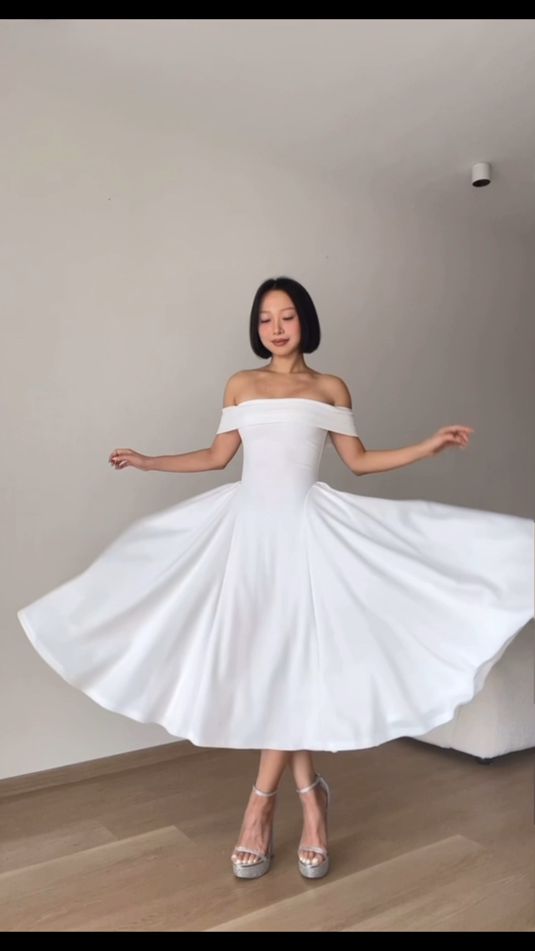 3 white graduation dress ideas 🤍 (corset mini + off-shoulder midi + puff sleeve mini)


white dress, corset dress, bridal outfit, elegant style

#LTKValentine #LTKgrwm #LTKWedding