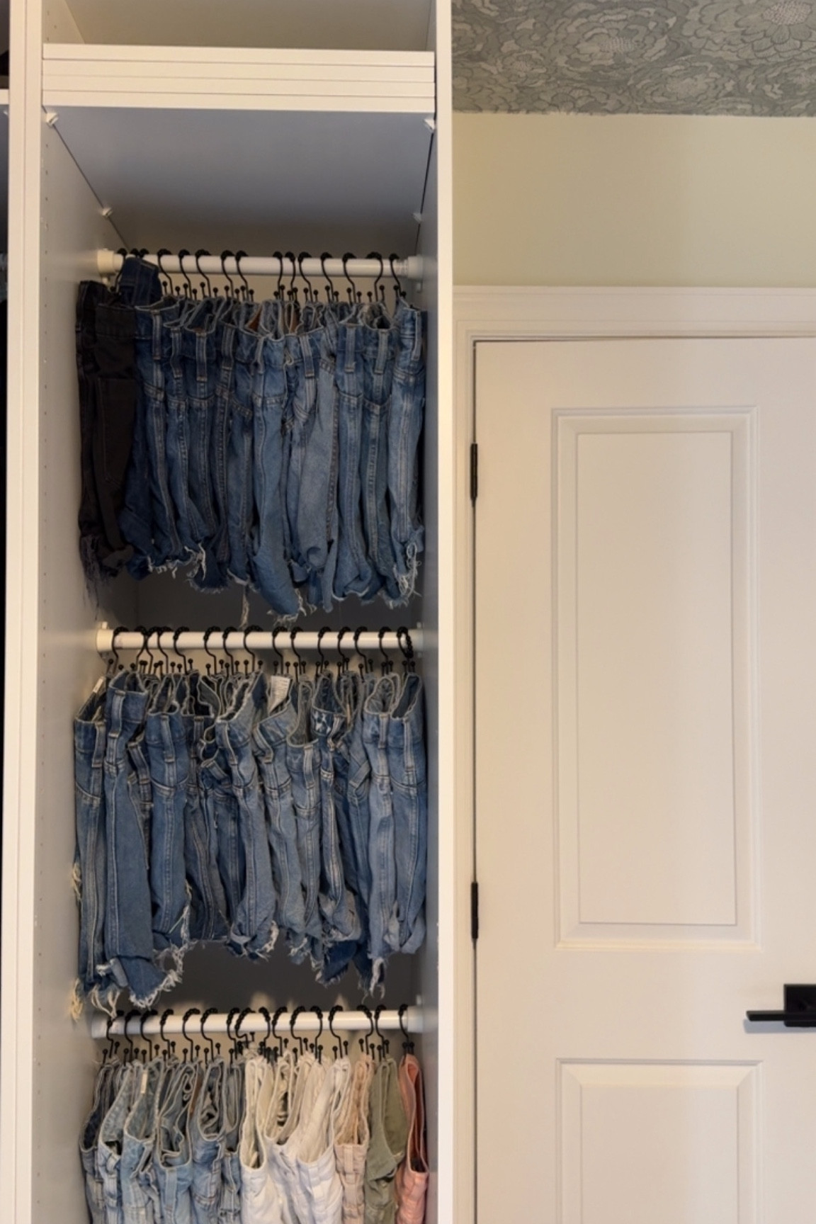 Tell me you’re OCD without telling me… hooks for shorts! They are the best 

#LTKHome #LTKActive #LTKStyleTip