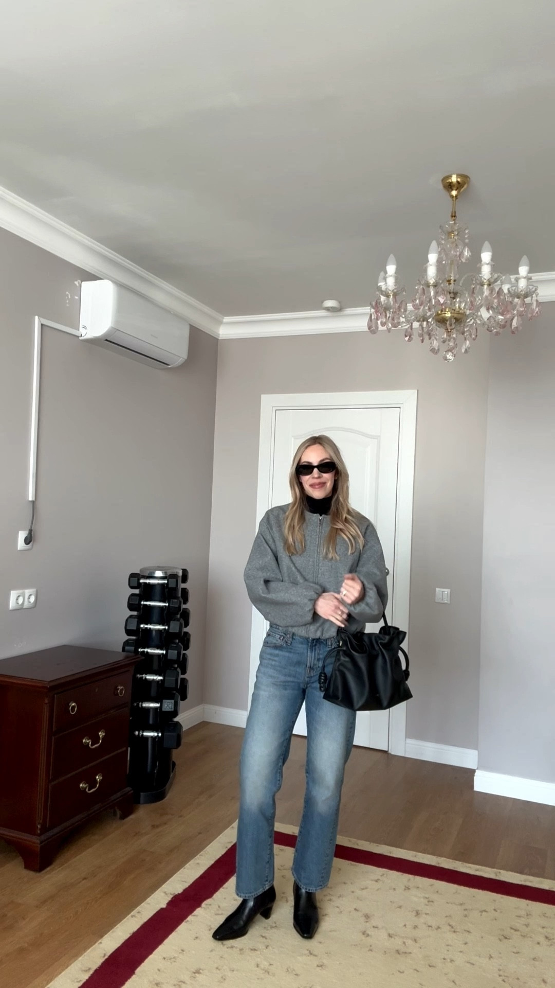 Casual ootd, @Zara bomber jacket, straight leg cropped jeans, black ankle boots, Loewe Flamenco handbag, spring outfit trends

#LTKootd #LTKspring #LTKspringtrends