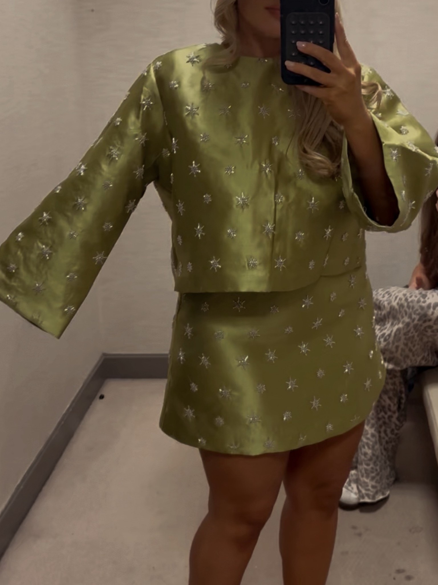 Snagged this set for the holidays! ⭐️

#LTKSeasonal #LTKGiftGuide #LTKMidsize