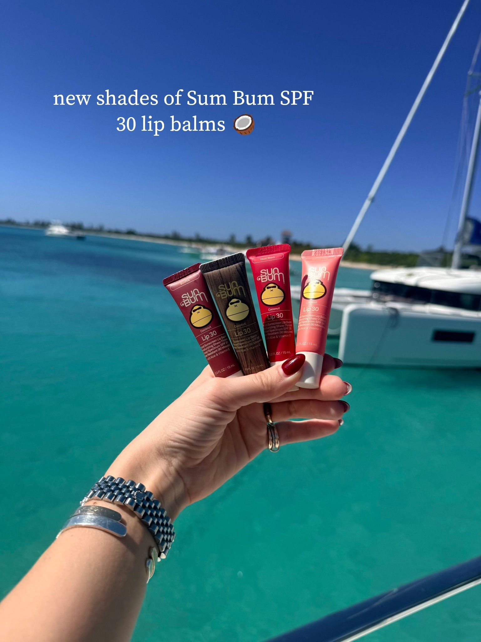 #ad Perfect timing (& protection) for my first tropical vacay of the year @sunbum 🥥💧 @target #sunbumpartner #targetpartner #target #targetfinds 



@shop.ltk #ltkit 
