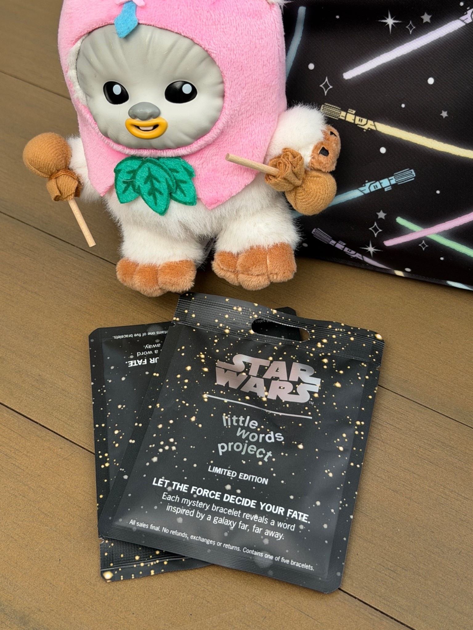 The Little Words Project launched a Star Wars mystery bracelet pack! The collab of my Star Wars loving dreams! Available at the parks and on the Disney Store website 🖤💫🌌

Ig: @jkyinthesky 

#starwars #starwarsday #starwarsstyle #starwarsfan #starwarsaccessories #maythefourth #maythe4th #disneyland #disneystyle #littlewordsproject #mysterypack

#LTKootd #LTKSeasonal #LTKgrwm