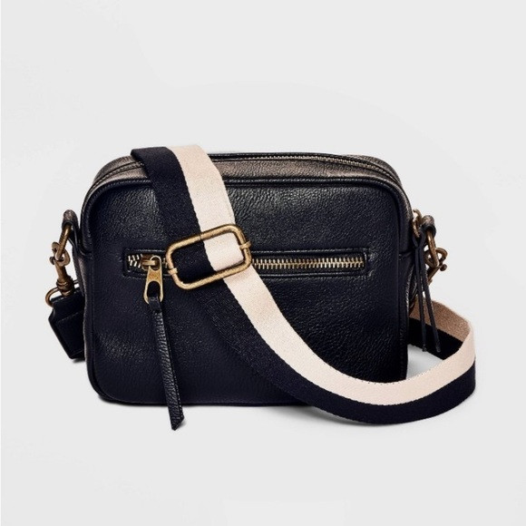 Camera Crossbody Bag with Strap - Universal Thread™ Black | Poshmark
