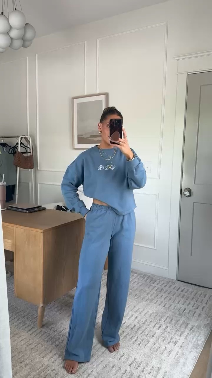 XXS in the top & an XS in the pants! 🤩

Comfy
Casual
Pajama Set
Lounge Outfit
Lounge Set 

 

#LTKSeasonal #LTKFindsUnder50 #LTKStyleTip