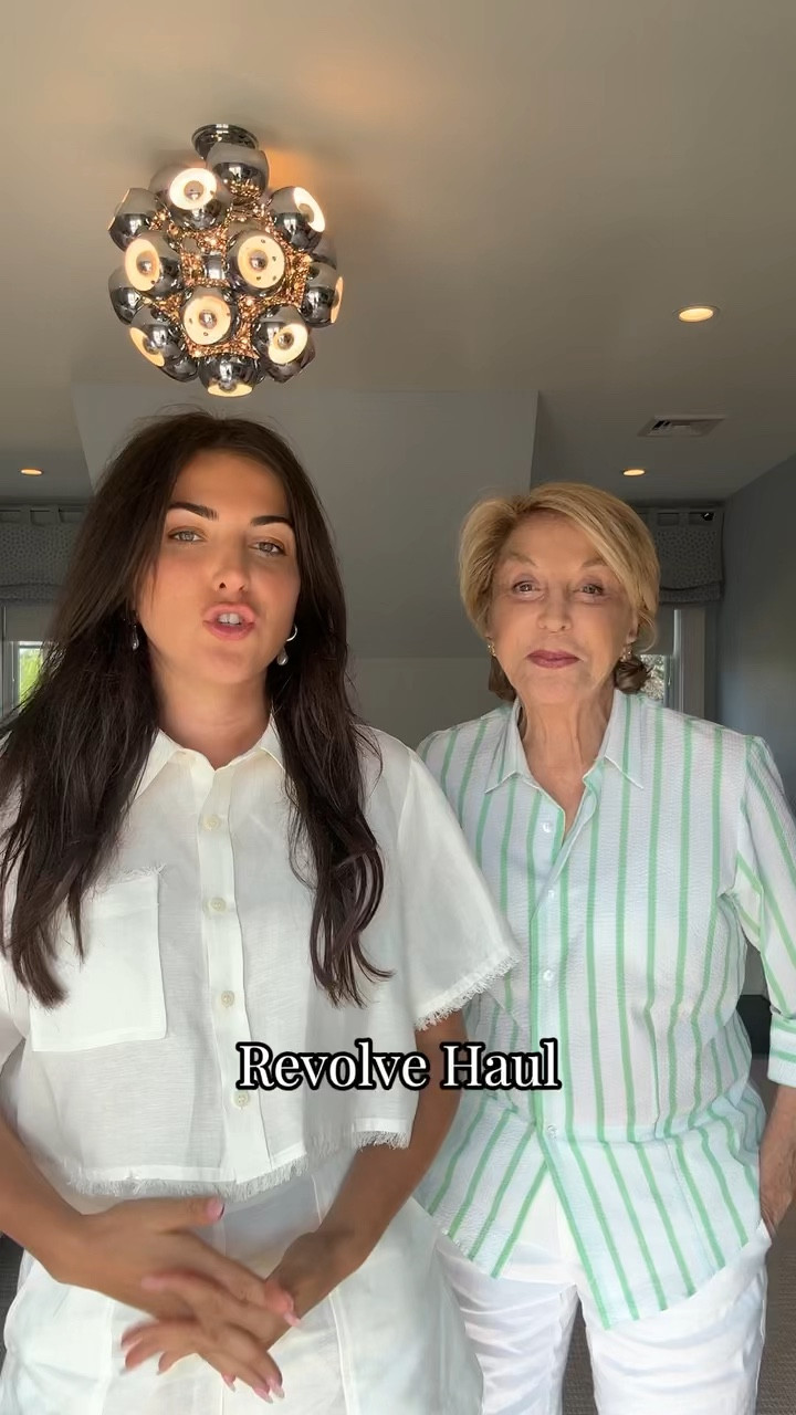 The last summer haul from Revolve! What do you guys think? 🤔 