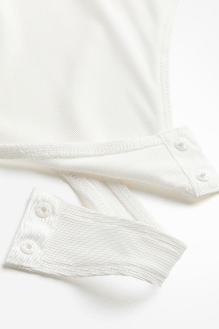 Mock Turtleneck Thong Bodysuit - White - Ladies | H&M US | H&M (US + CA)
