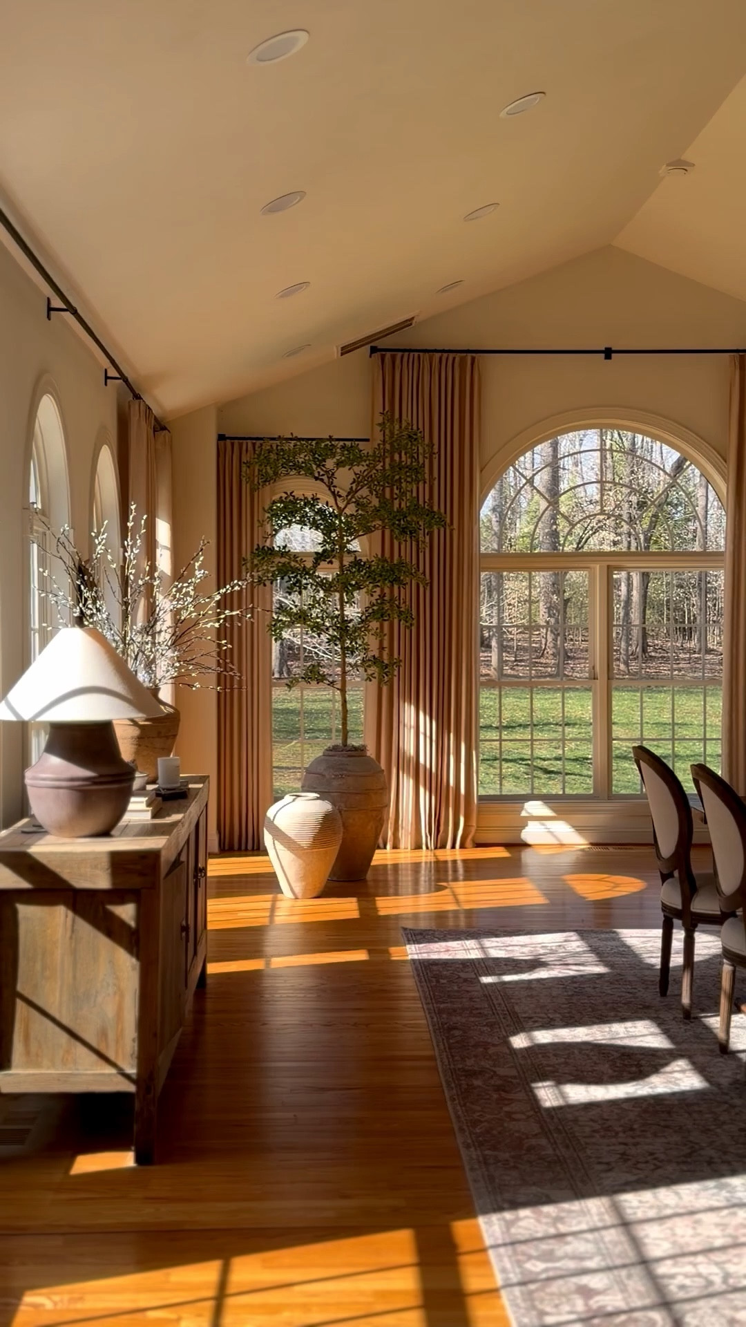 Neutral dining room! Love these curtains! They’re so affordable 

#LTKHome #LTKgrwm #LTKSaleAlert