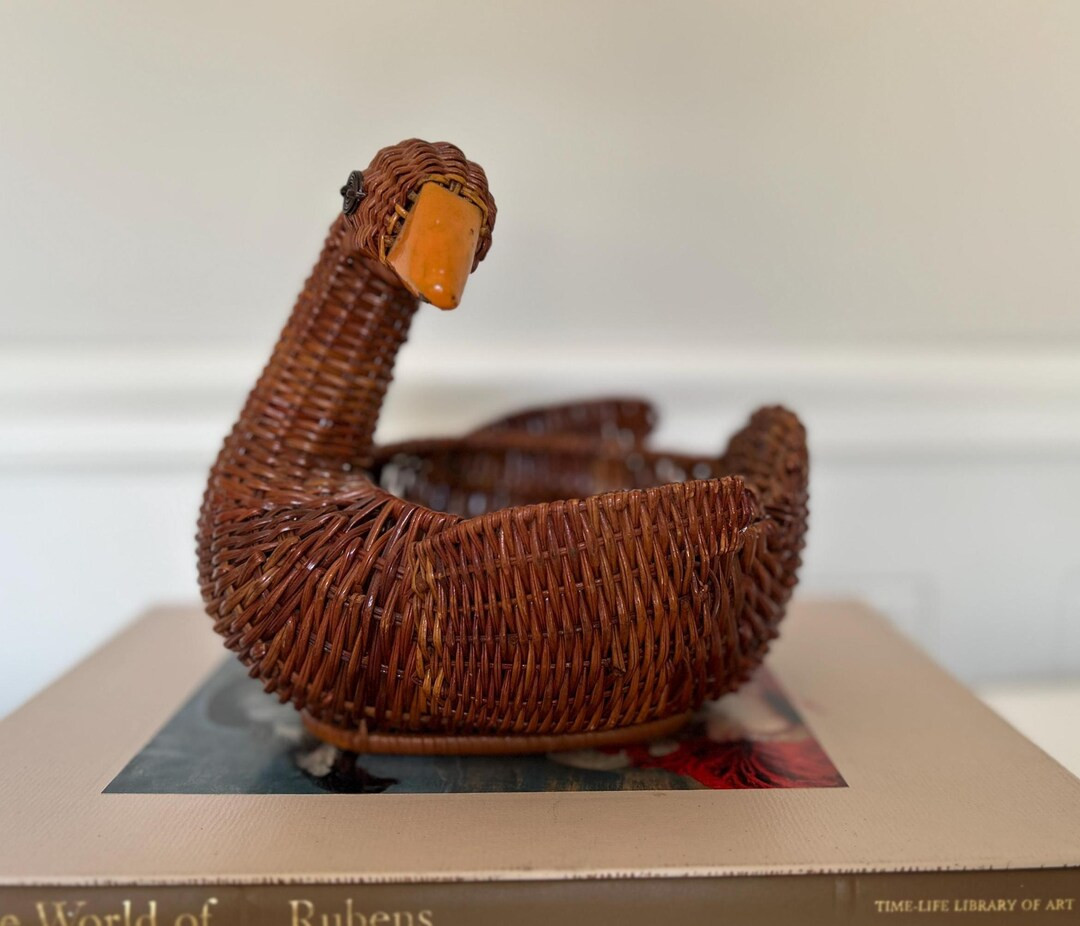 Vintage Swan/Duck Wicker Basket | Etsy (Global)