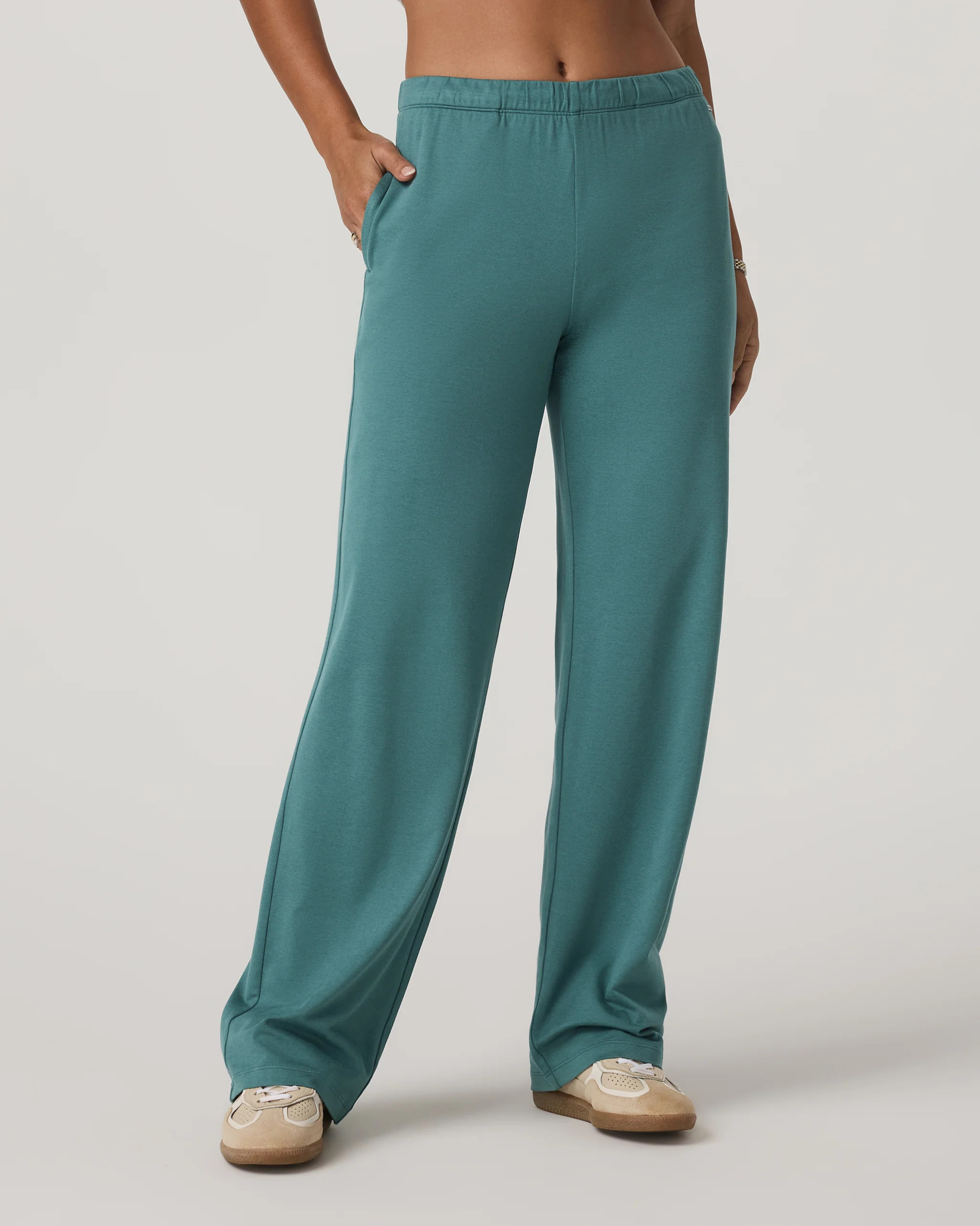 Halo Modern Straight Leg Pant | Vuori Clothing (US & Canada)