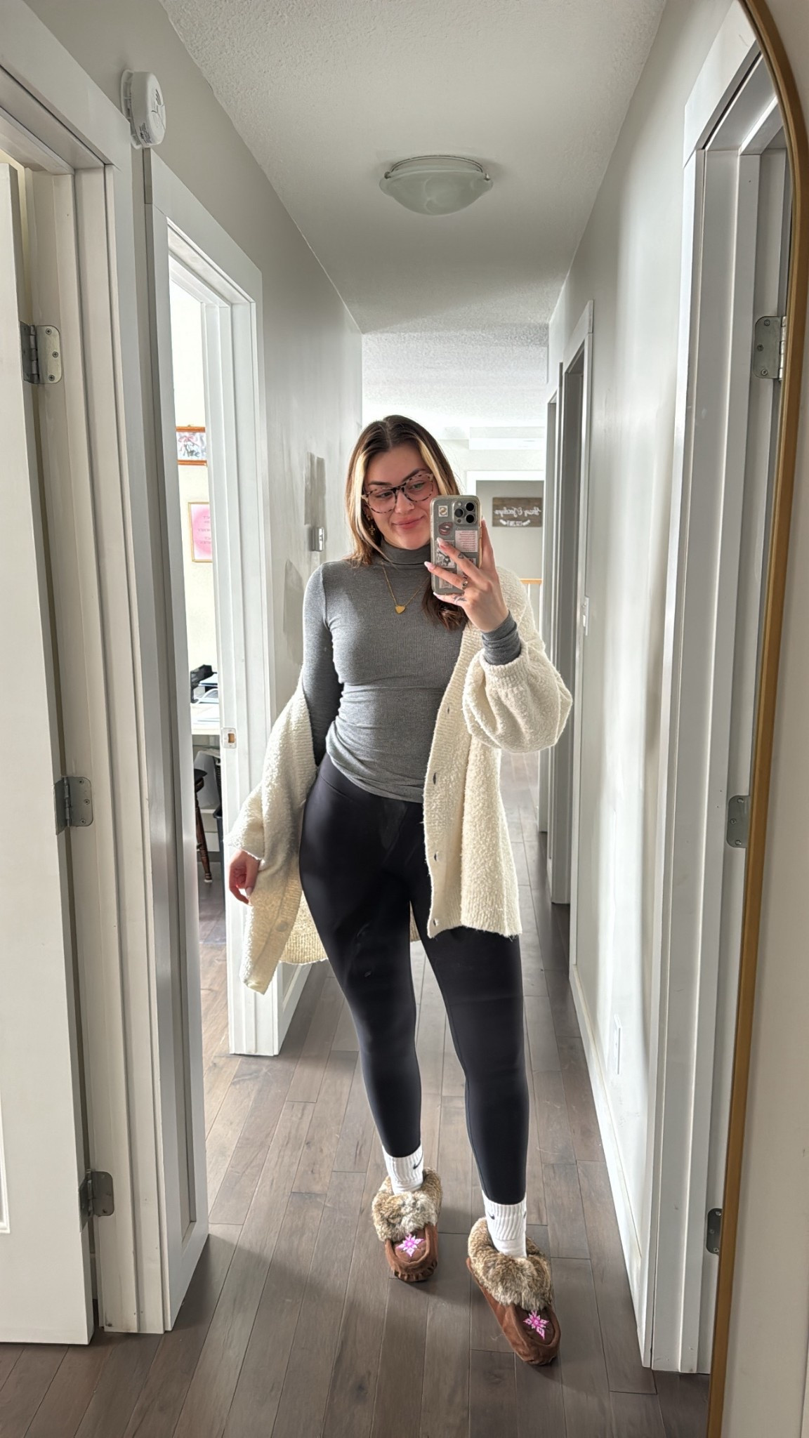 work from home fit 

#LTKcanada #LTKstyletip #LTKbeauty